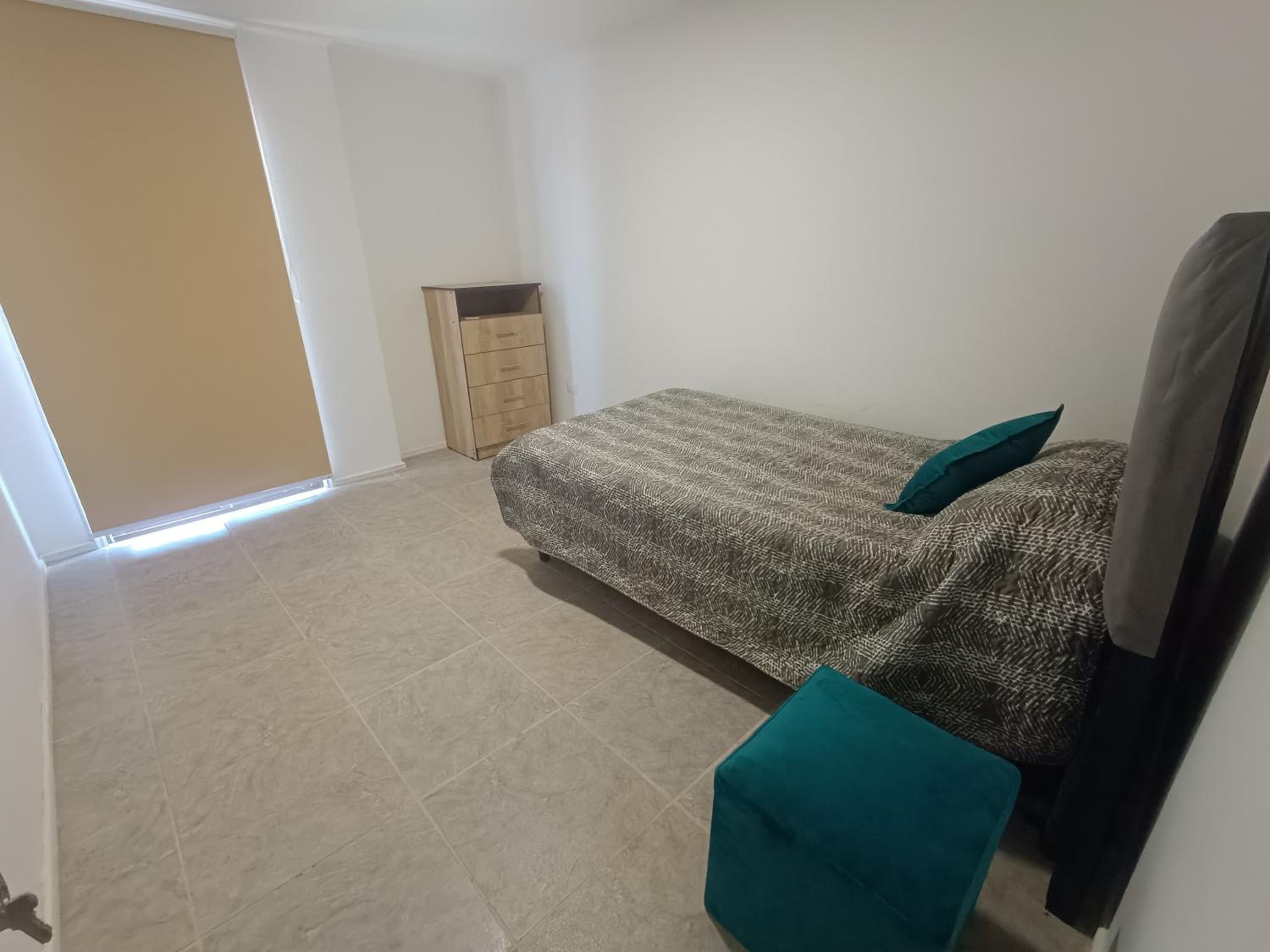 Hermosa casa en lago rapel