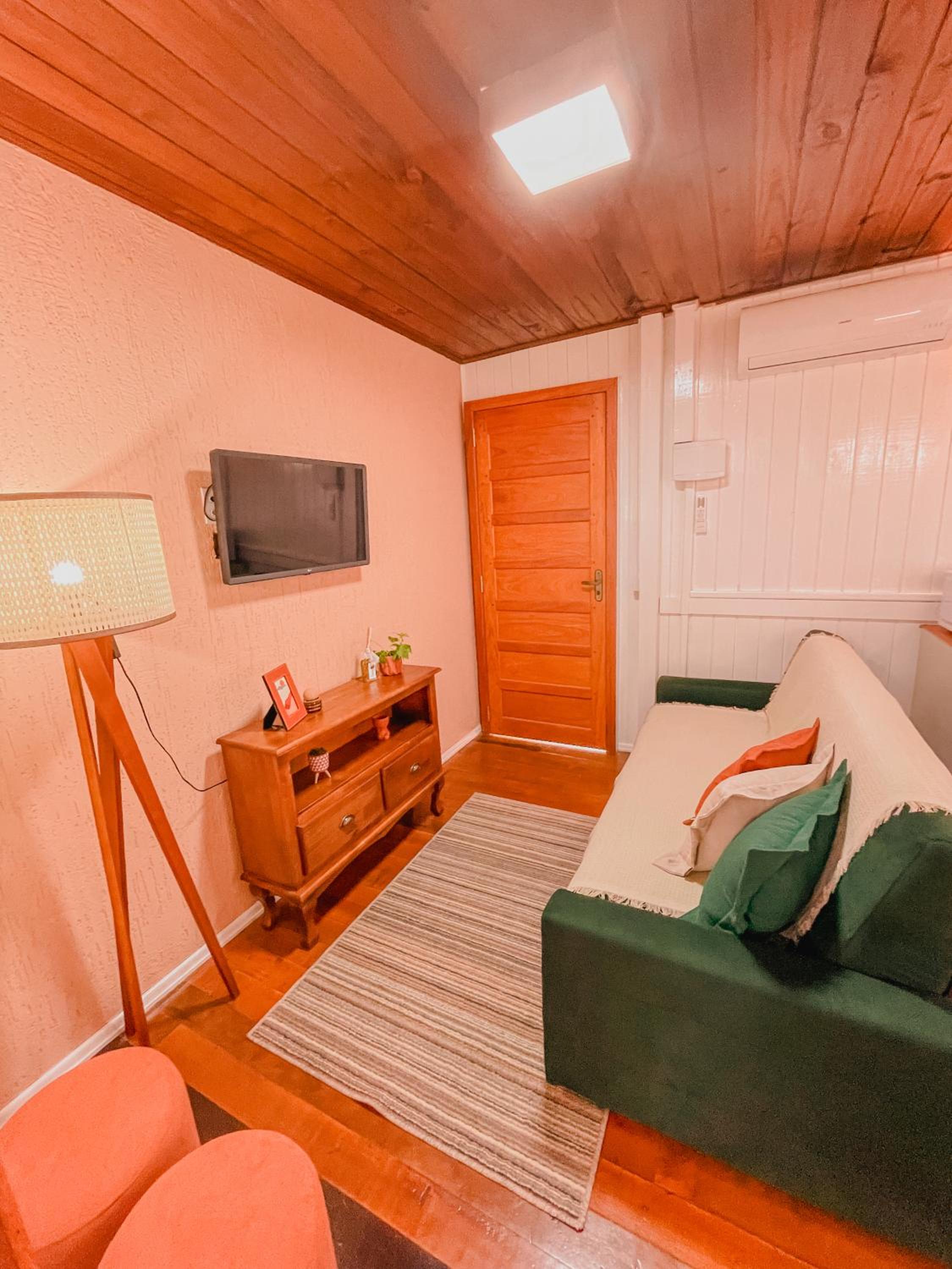 Shangri La Casas e Studios