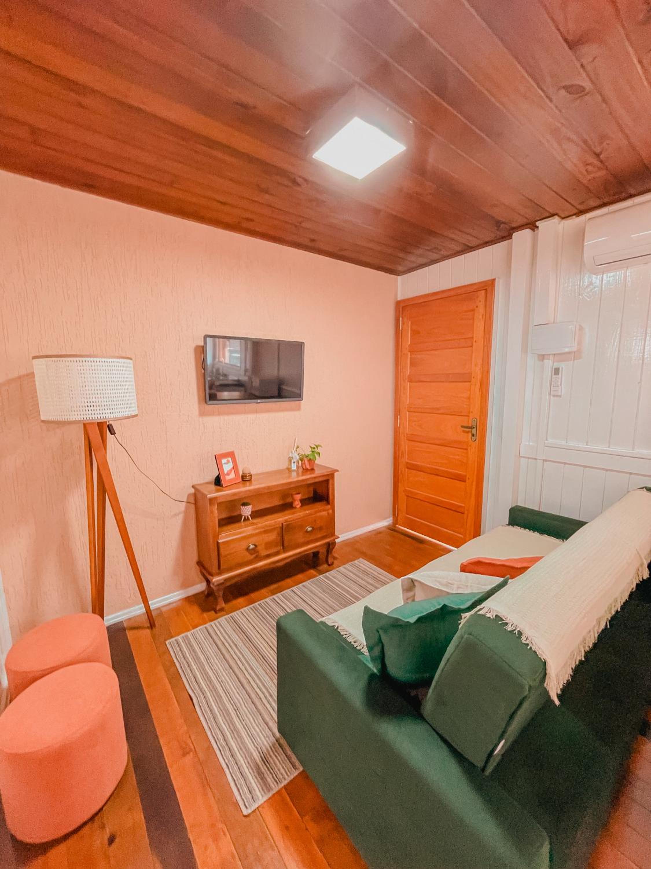 Shangri La Casas e Studios