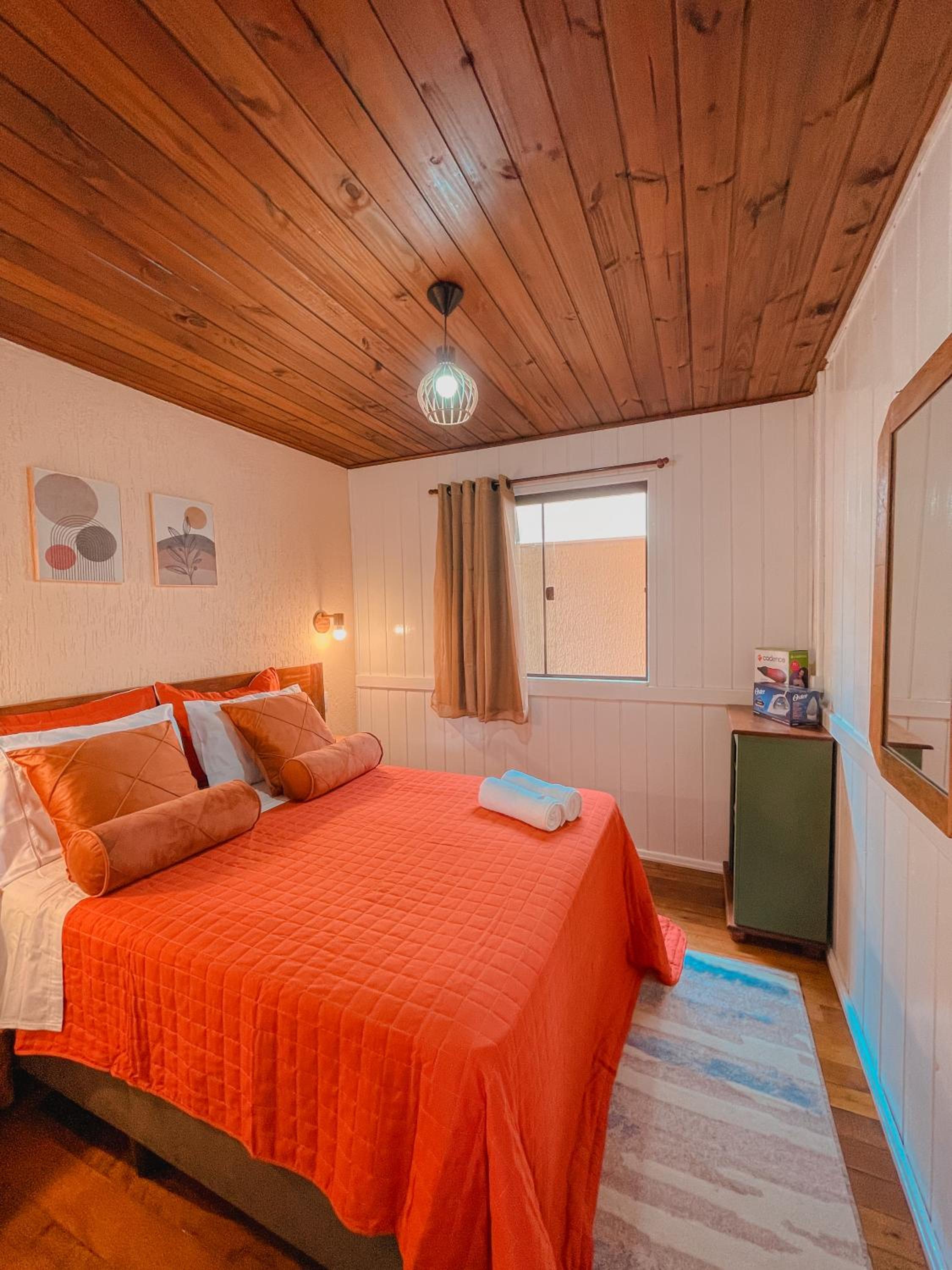 Shangri La Casas e Studios
