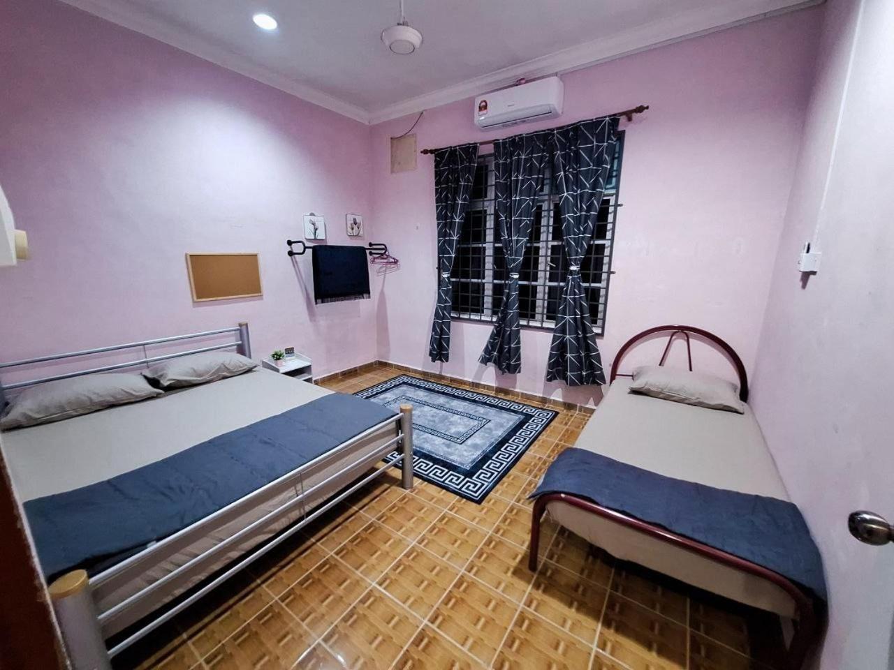 Q's HOMESTAY UNISZA photo 4