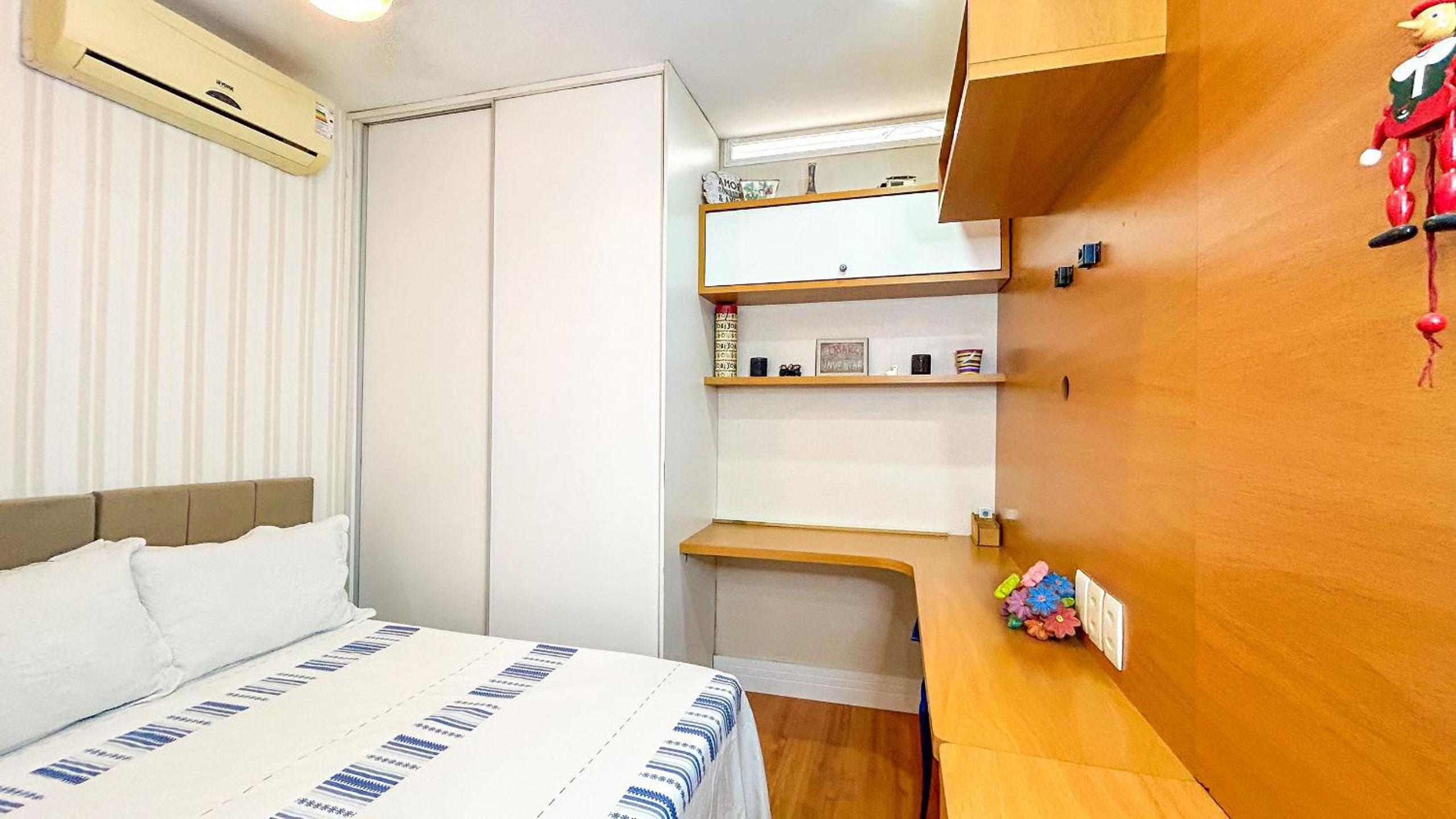 Luxuoso Apartamento de 3 Quartos com Vaga no Leblon
