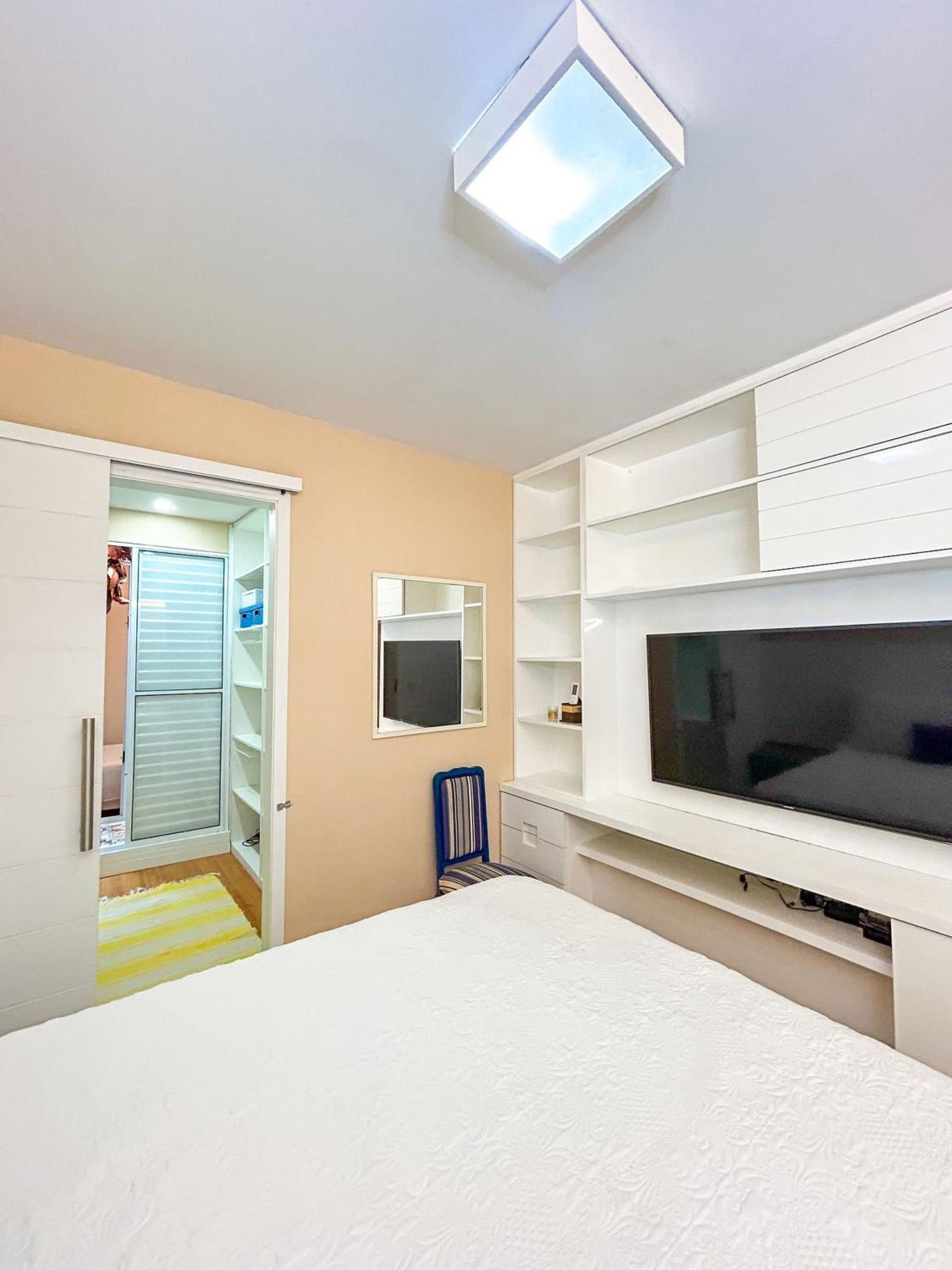 Luxuoso Apartamento de 3 Quartos com Vaga no Leblon
