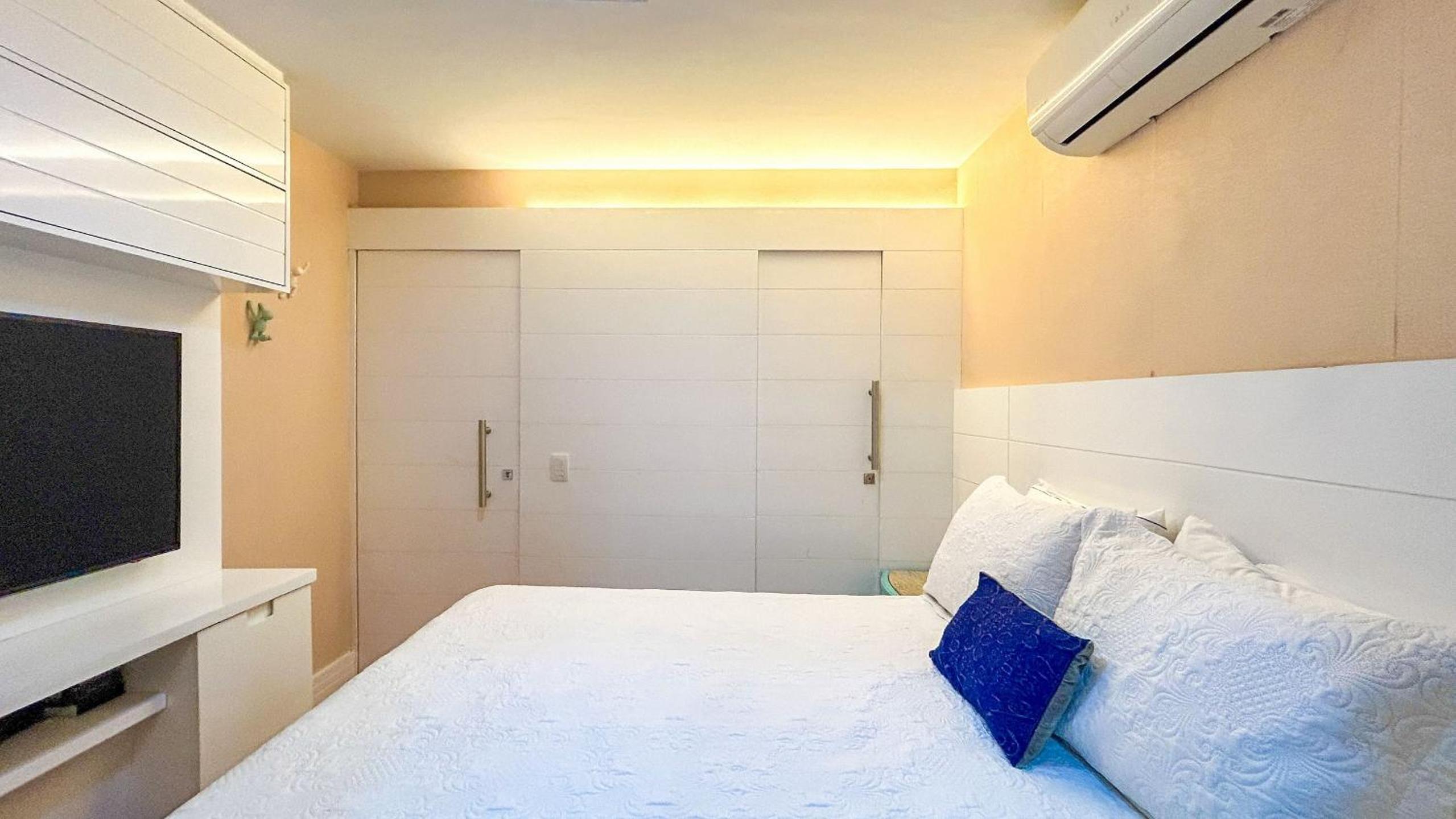 Luxuoso Apartamento de 3 Quartos com Vaga no Leblon