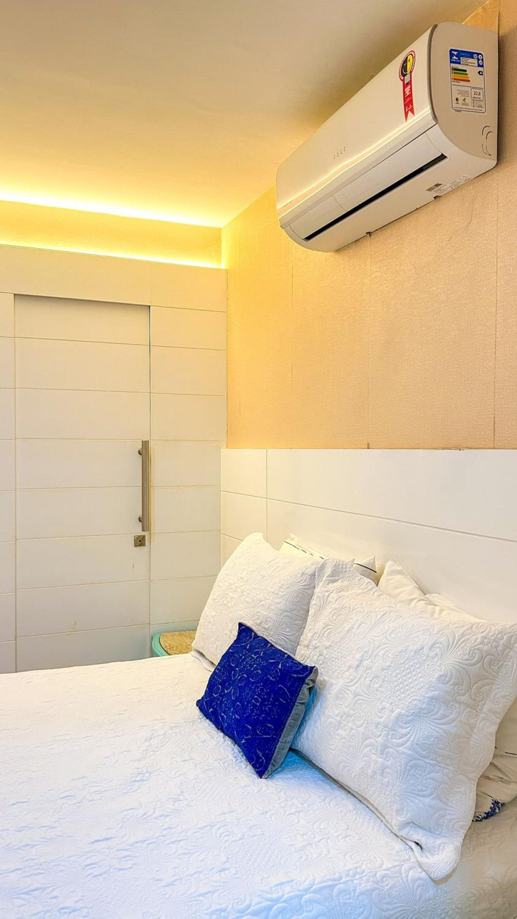 Luxuoso Apartamento de 3 Quartos com Vaga no Leblon