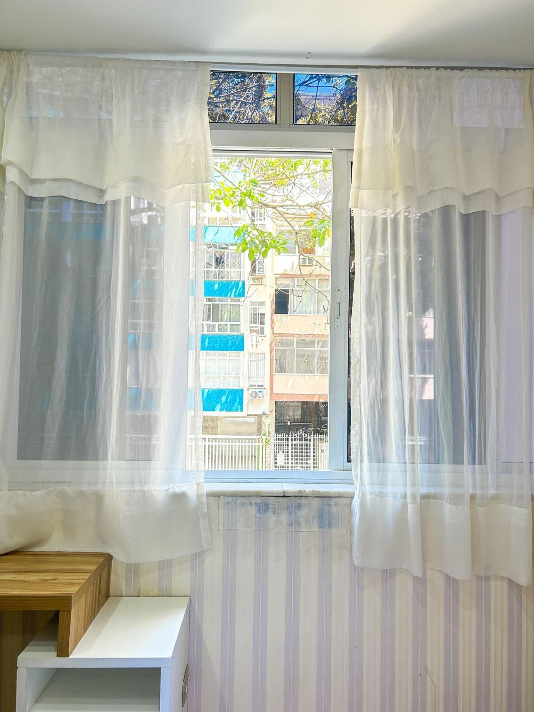 Luxuoso Apartamento de 3 Quartos com Vaga no Leblon