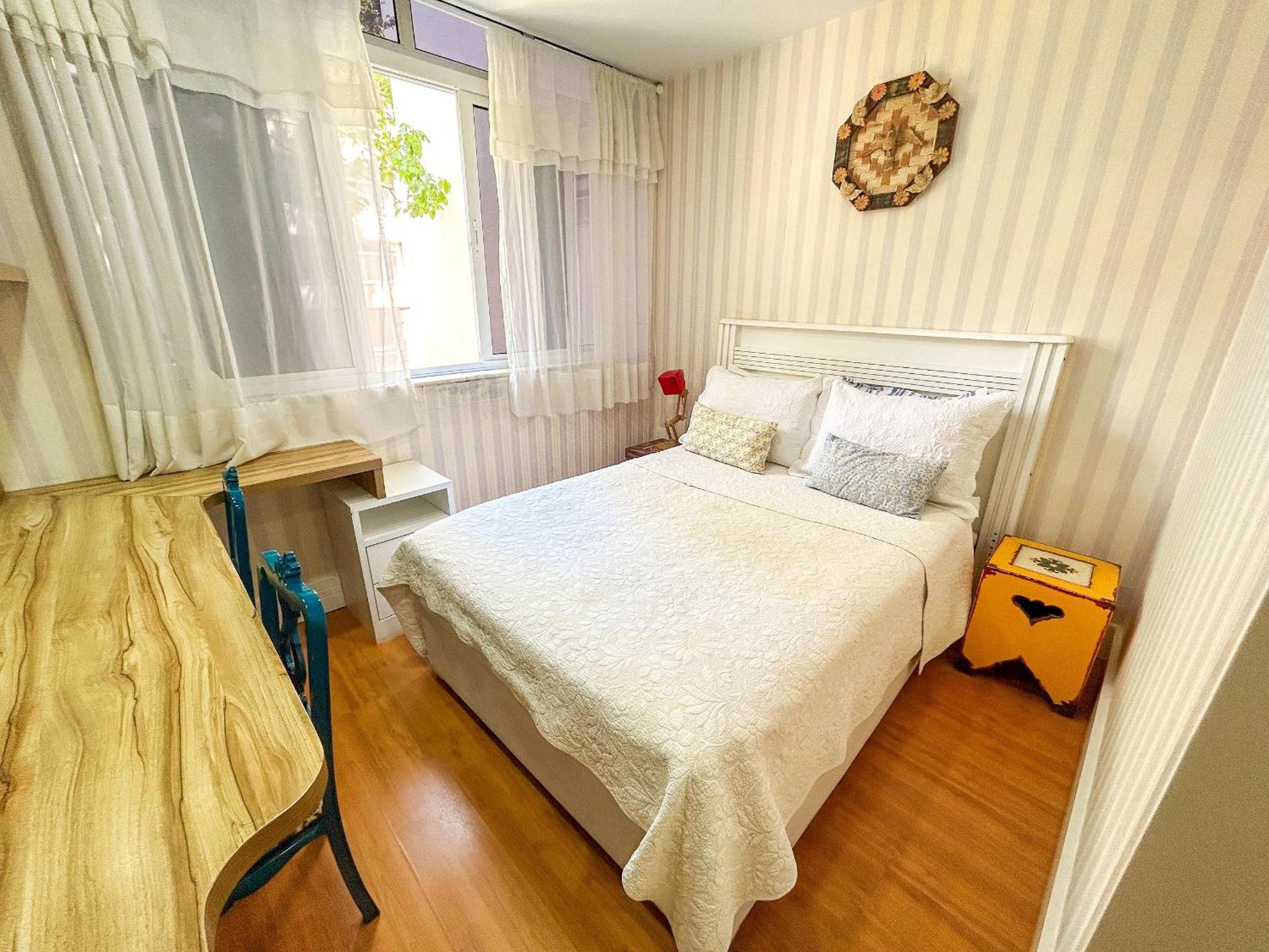 Luxuoso Apartamento de 3 Quartos com Vaga no Leblon