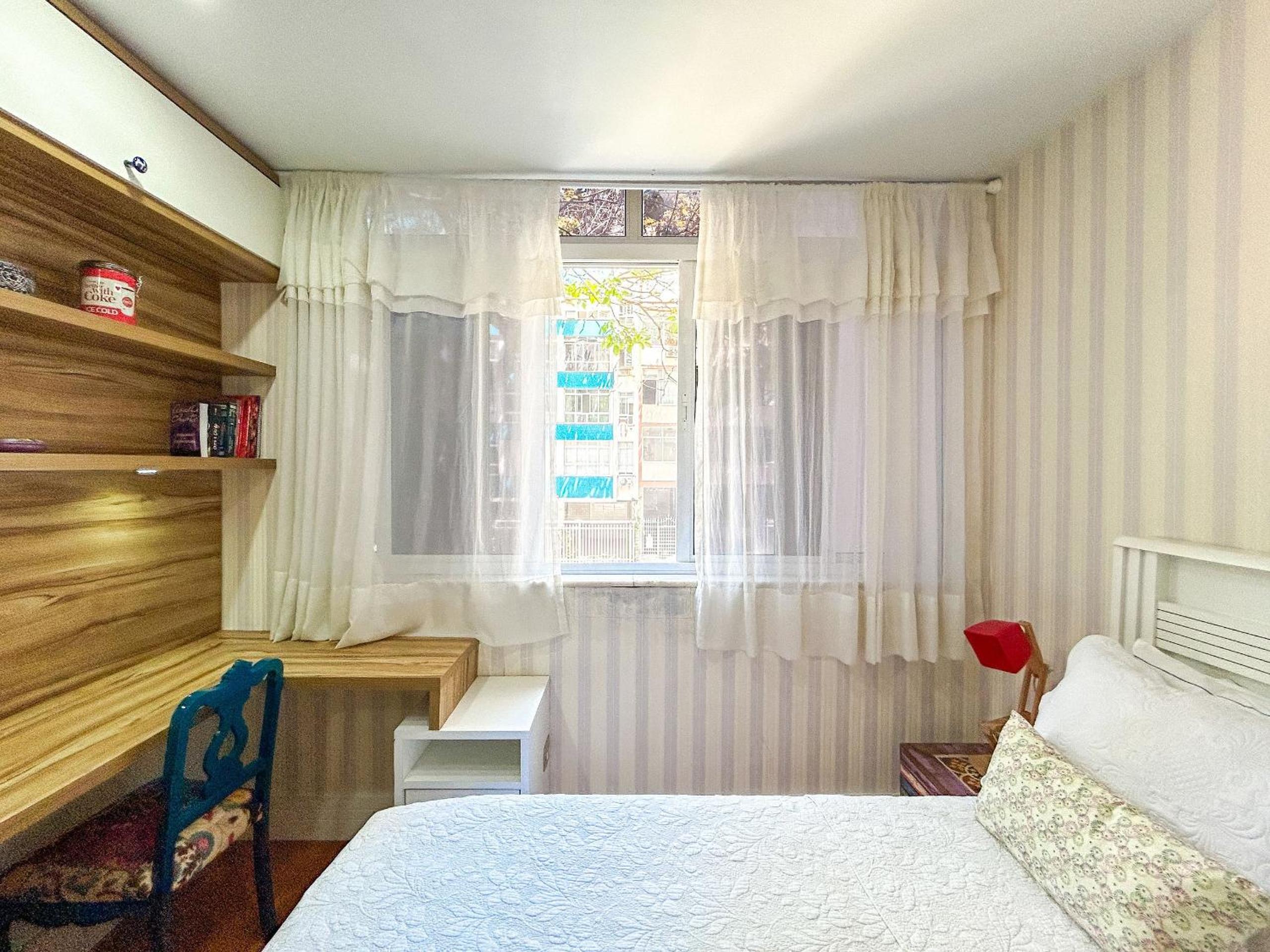 Luxuoso Apartamento de 3 Quartos com Vaga no Leblon