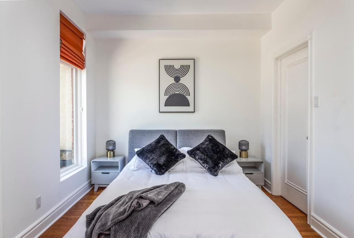 Warehouse Style Loft near Yorkville