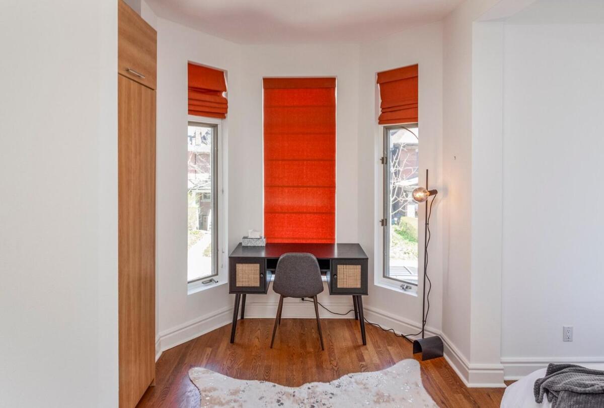 Warehouse Style Loft near Yorkville