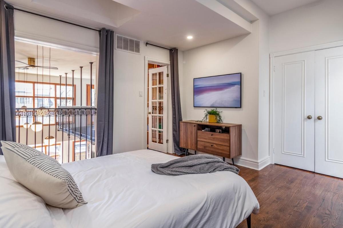 Warehouse Style Loft near Yorkville