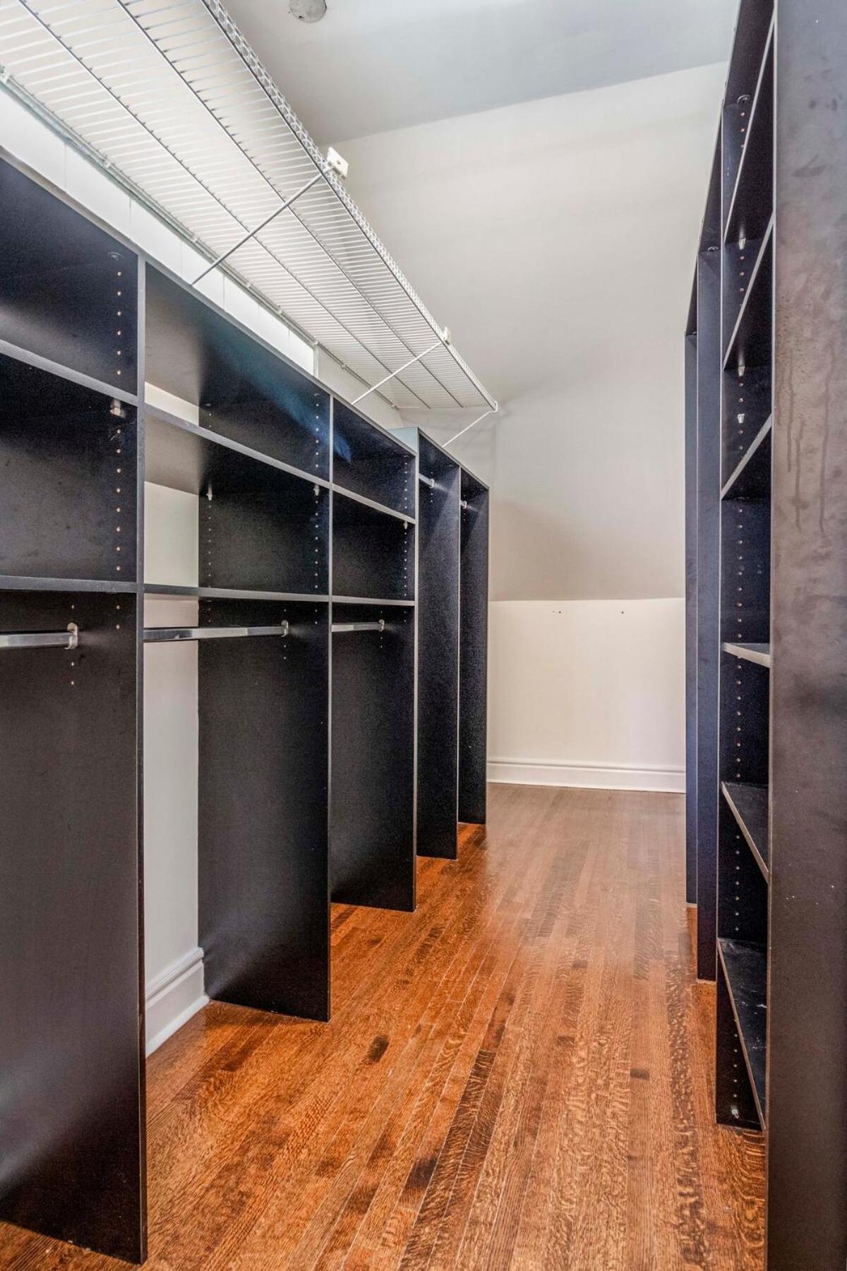 Warehouse Style Loft near Yorkville