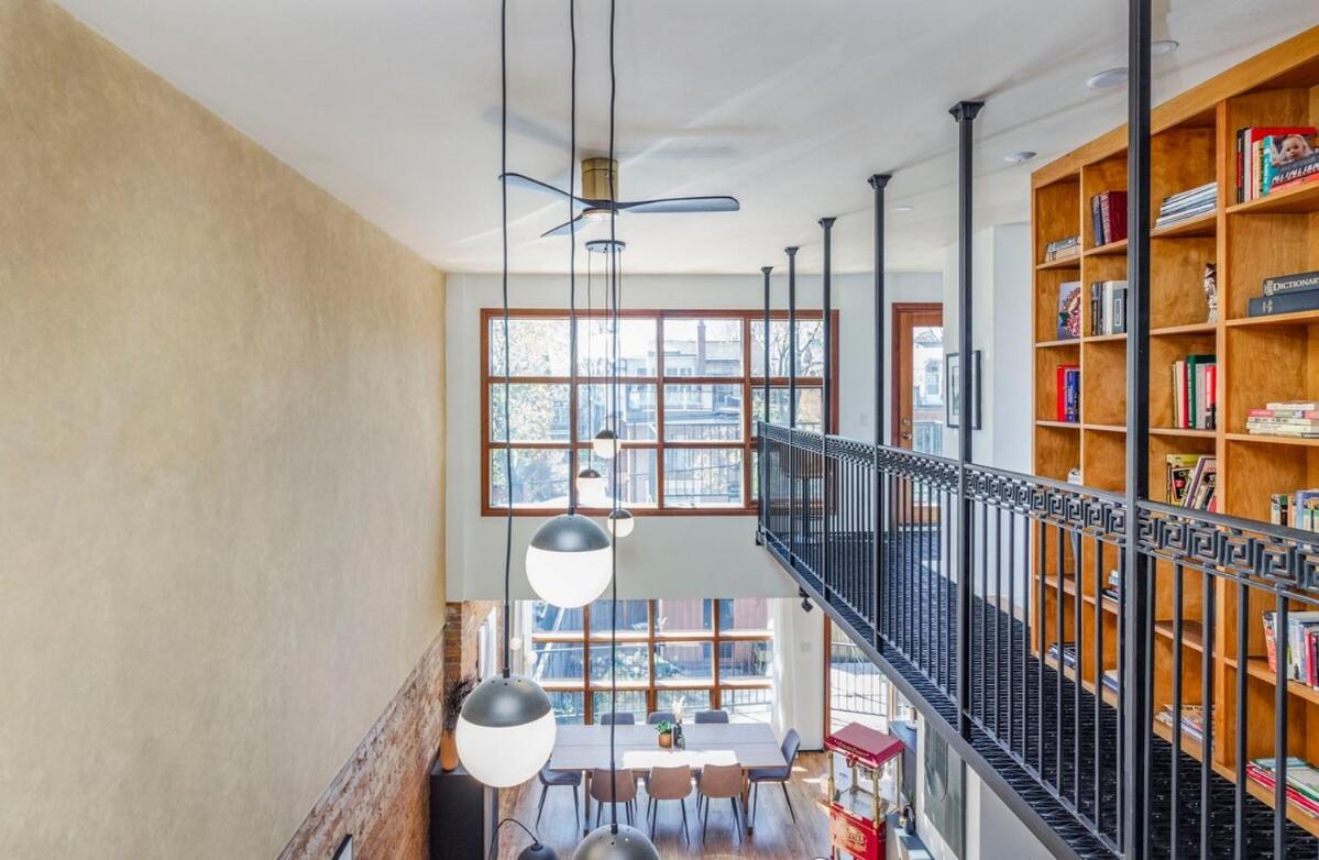 Warehouse Style Loft near Yorkville