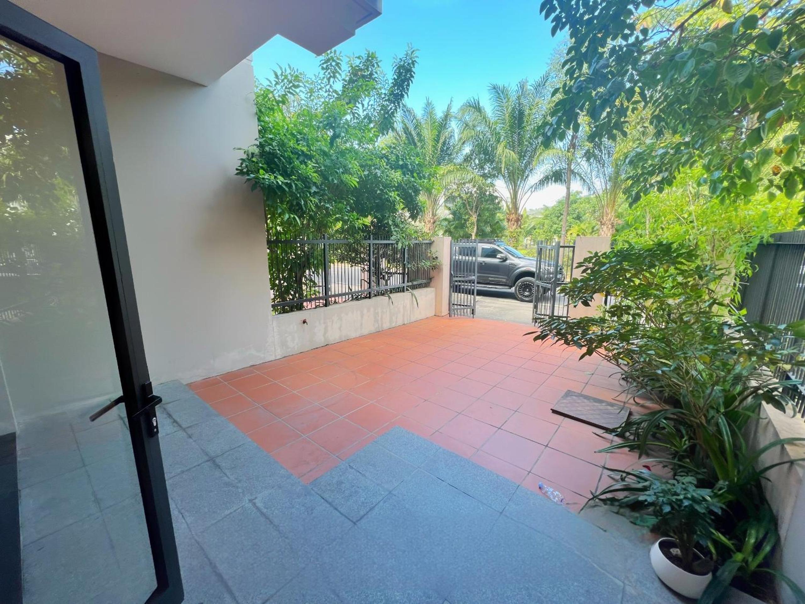 Homestay 511 Royal Lotus view 2