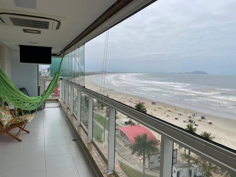 Apartamento em Bertioga, Frente Mar, Vila Clais