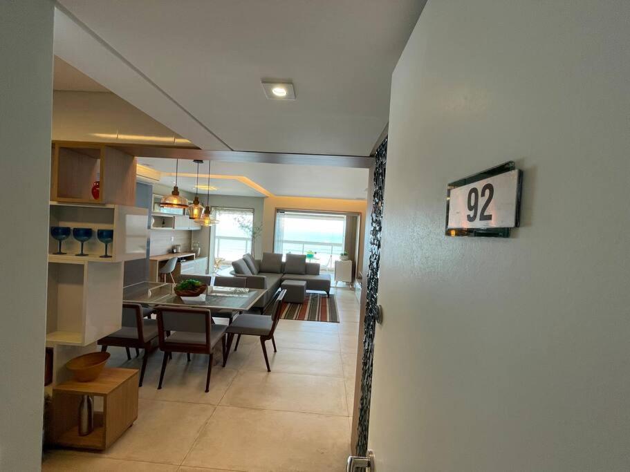 Apartamento em Bertioga, Frente Mar, Vila Clais