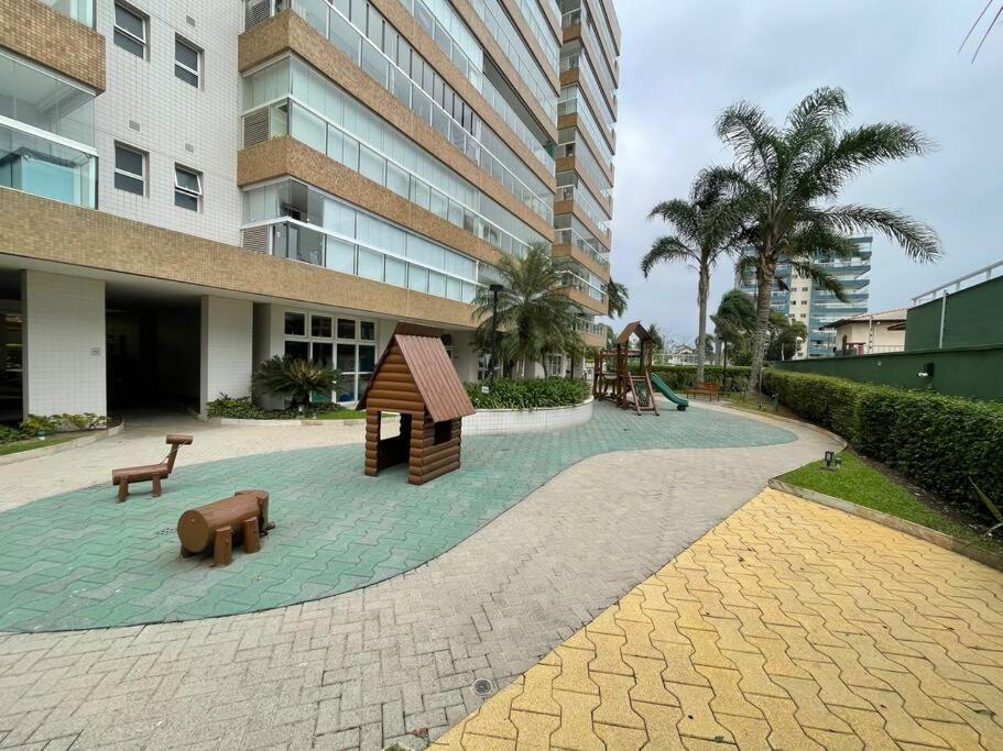 Apartamento em Bertioga, Frente Mar, Vila Clais