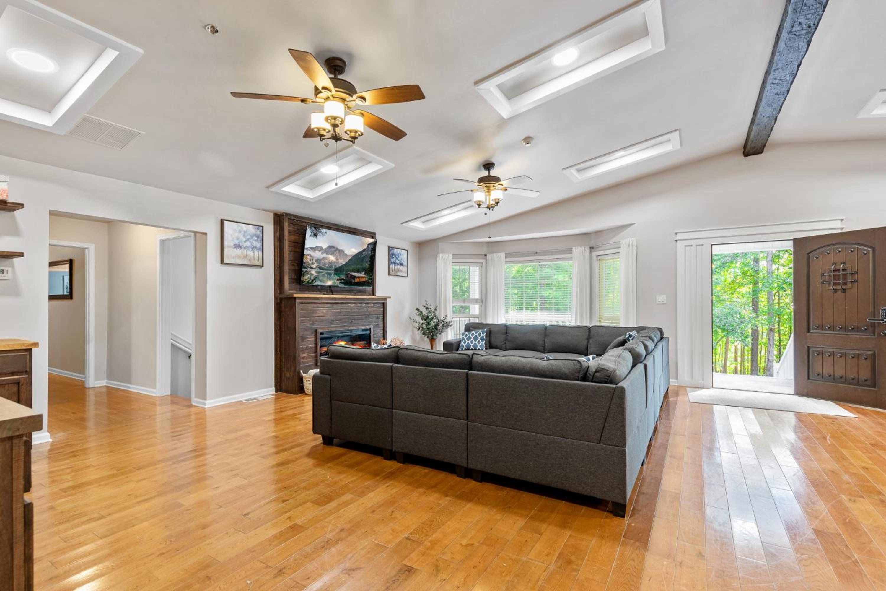 Luxury Brooks Retreat