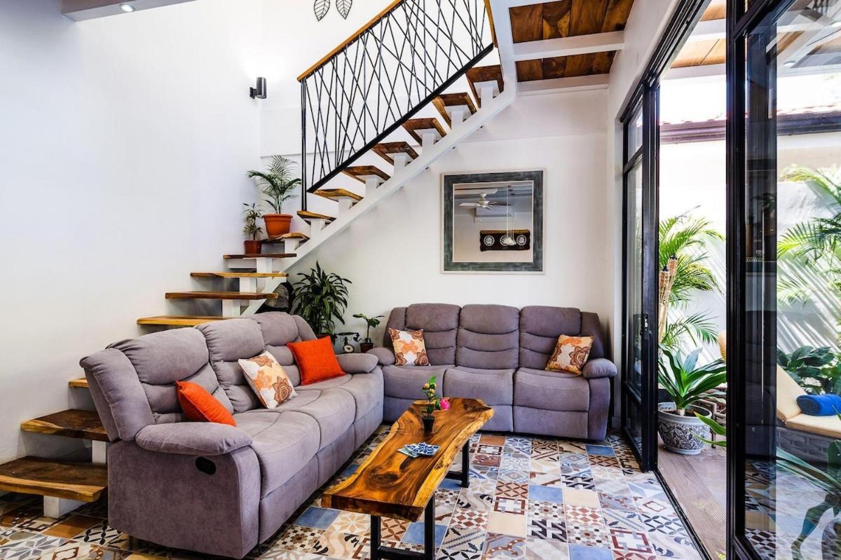 Pool Paradise Steps from Beach & Restaurants