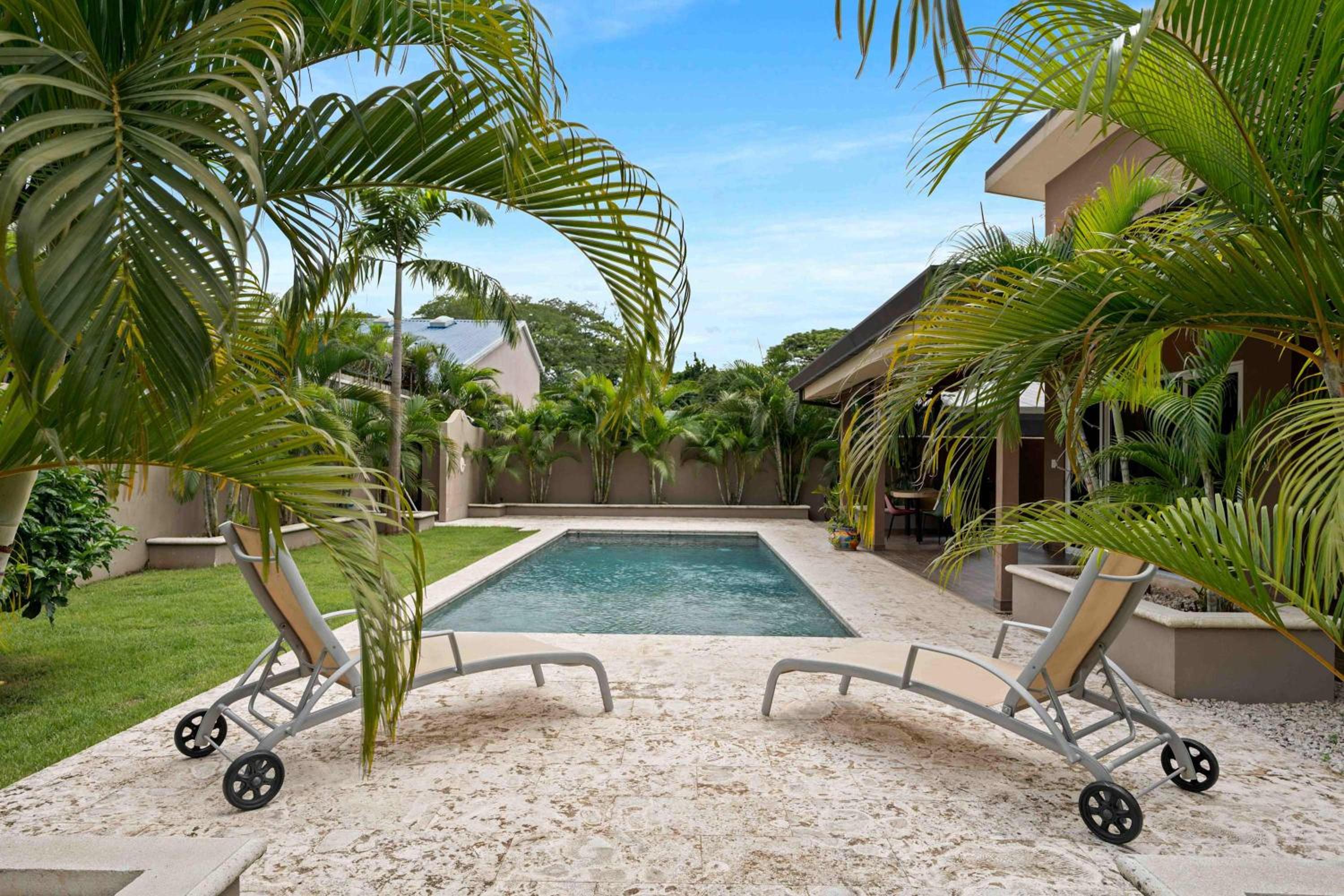 Large Pool 3BD Property Close to Potrero Beach