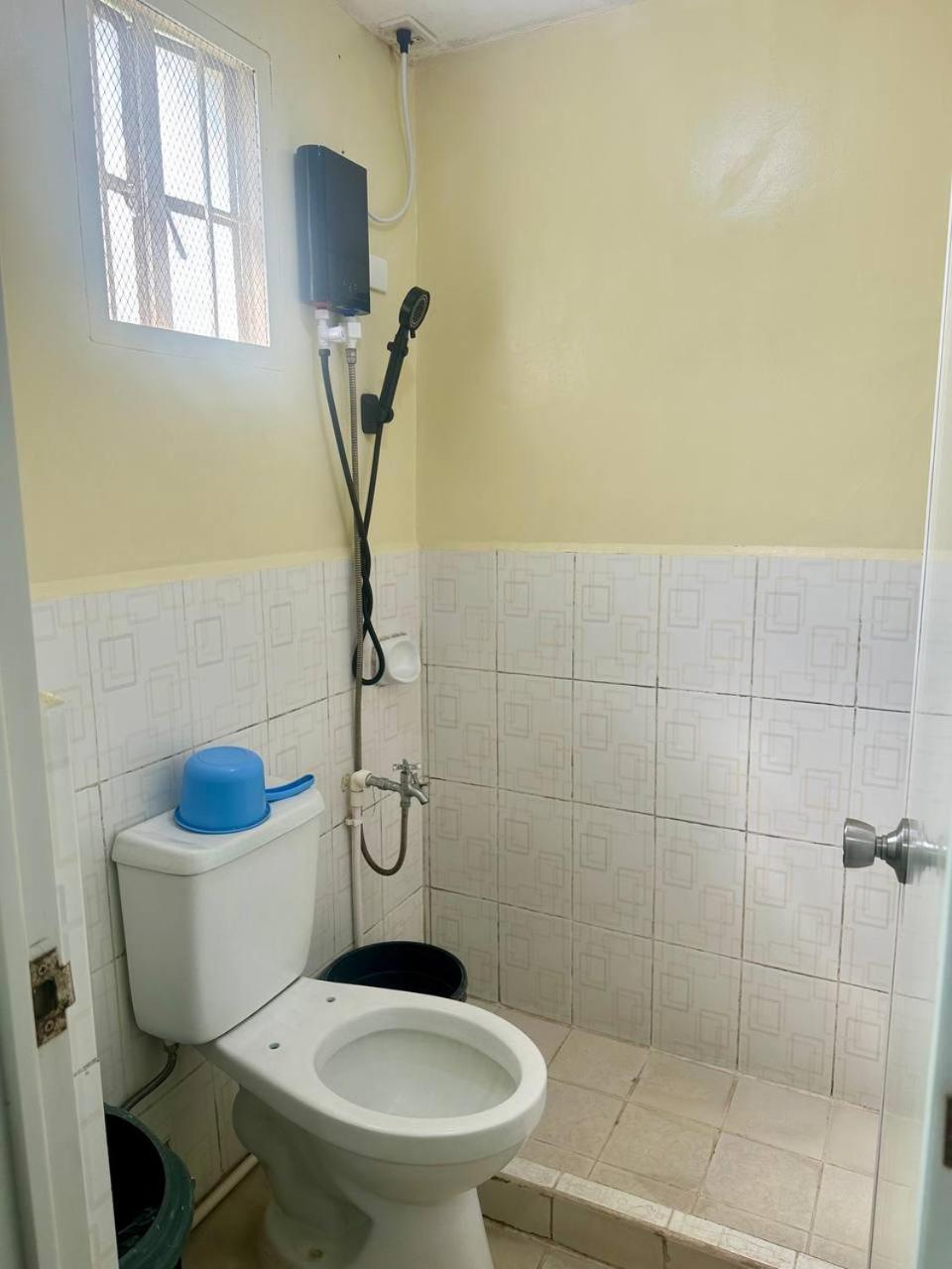 JEMZ Tagaytay Budget Rooms view 5