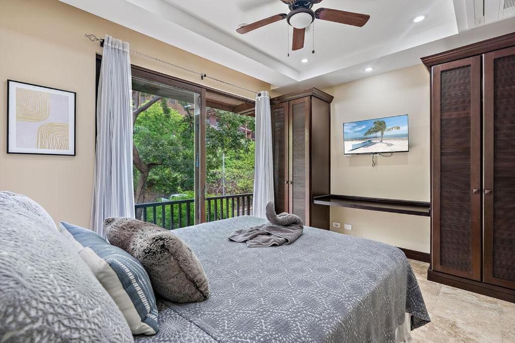 Breathtaking Ocean Views w - Pool Access
