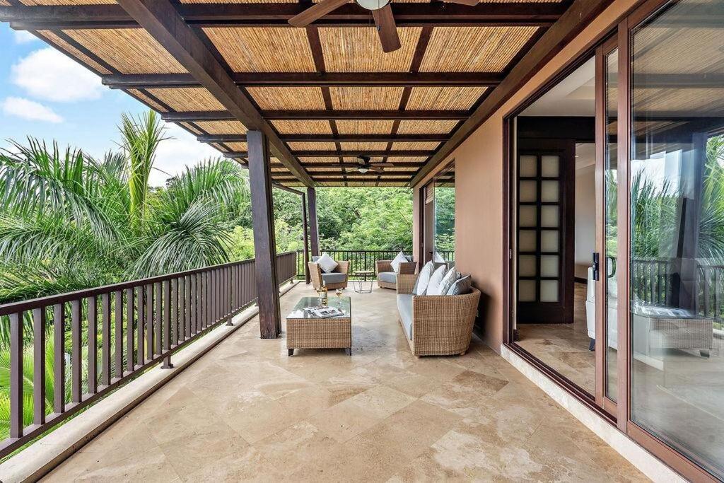Breathtaking Ocean Views w - Pool Access
