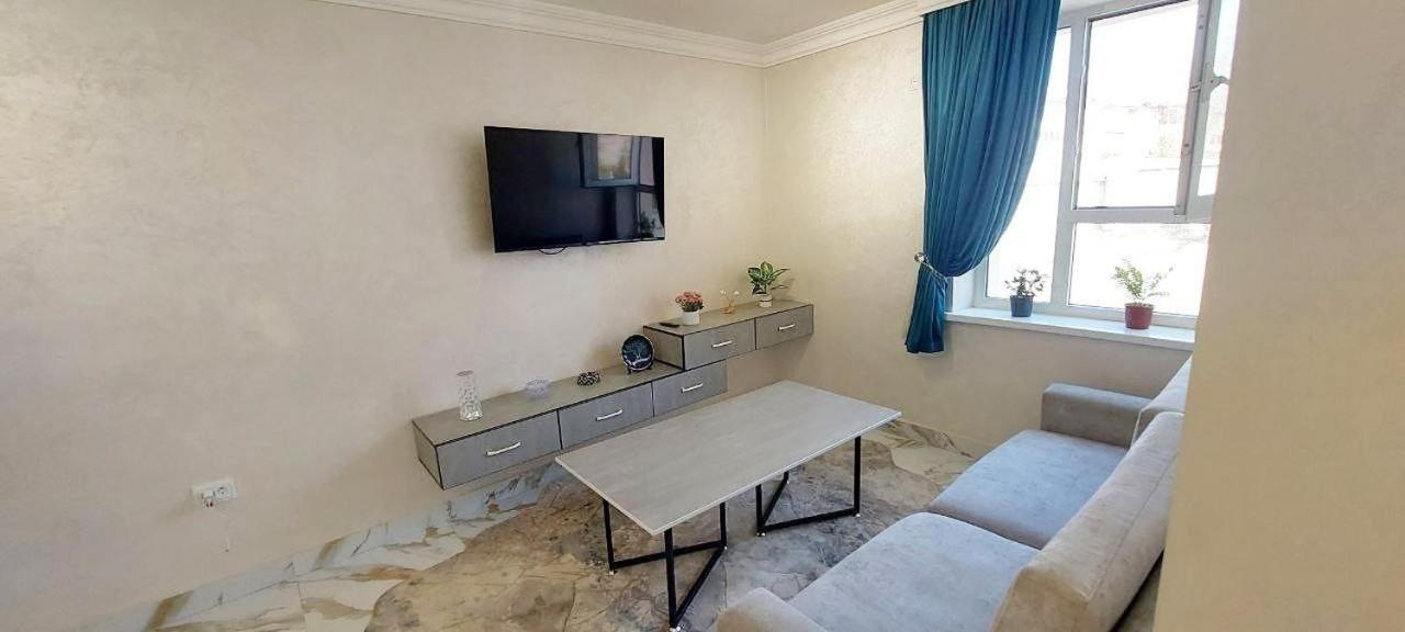 home hotel registan view 3