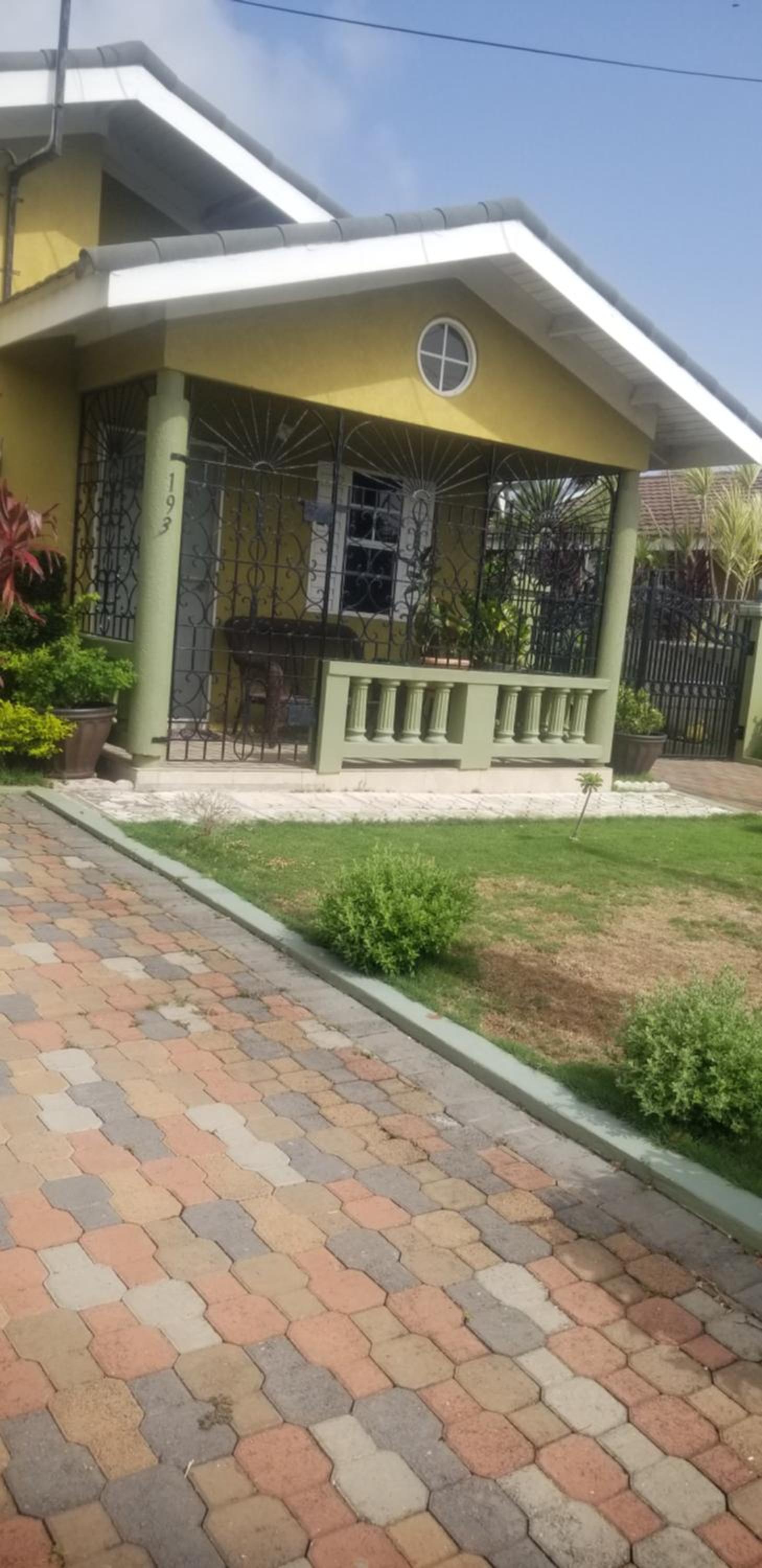 Villa de Mahoe view 4