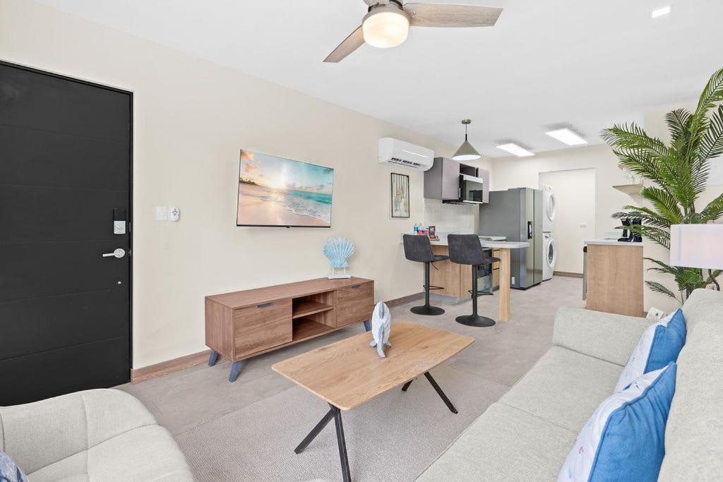 Brand New Condo Walking Distance to Playas del Coco Beach