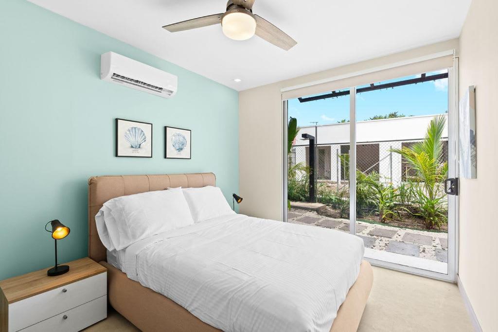 Brand New Condo Walking Distance to Playas del Coco Beach