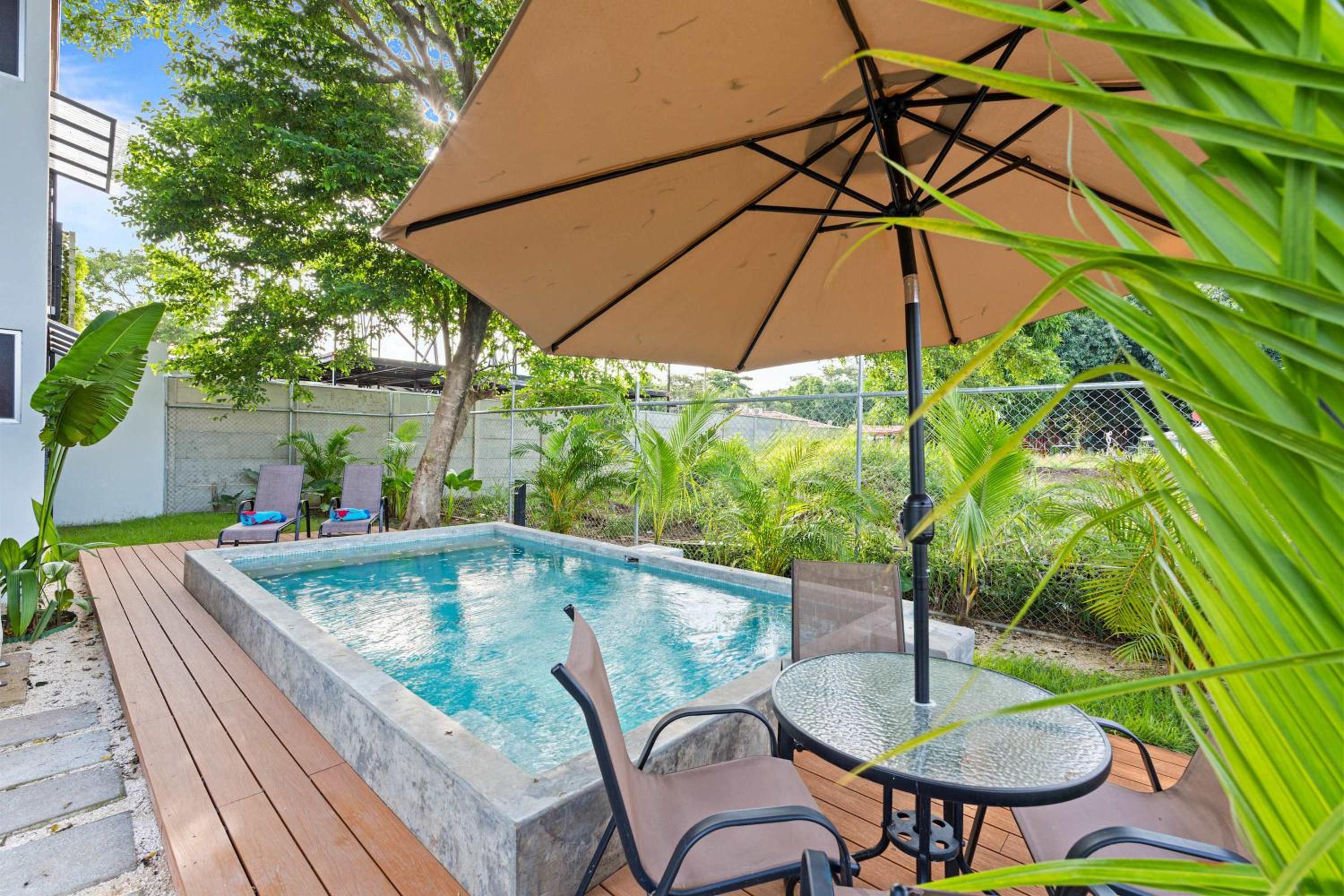 Brand New Condo Walking Distance to Playas del Coco Beach