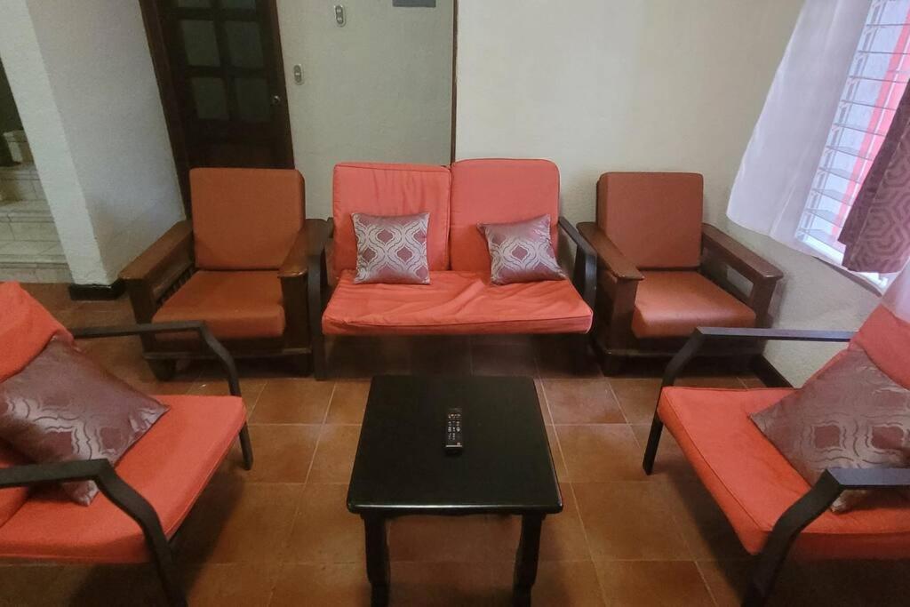 Casa Bugambilias