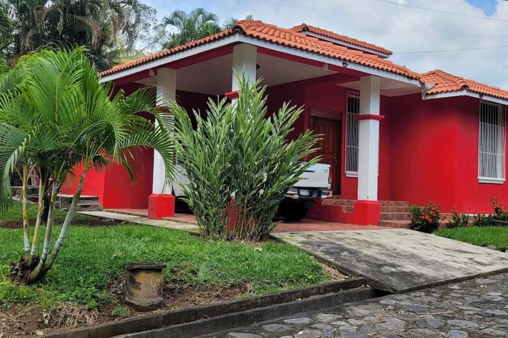 Casa Bugambilias
