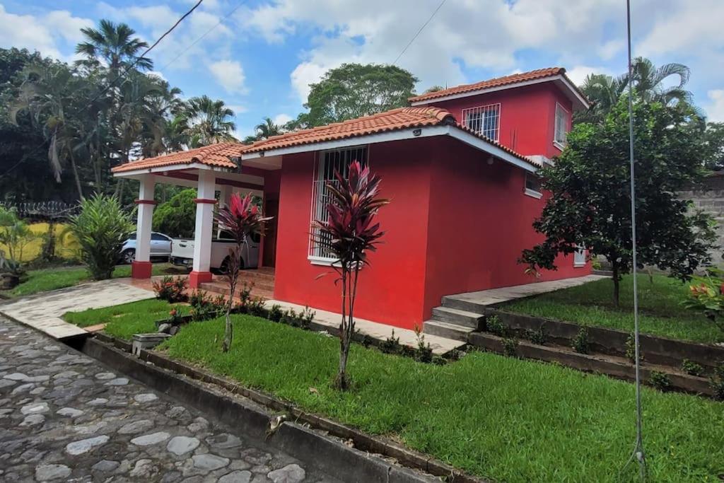 Casa Bugambilias