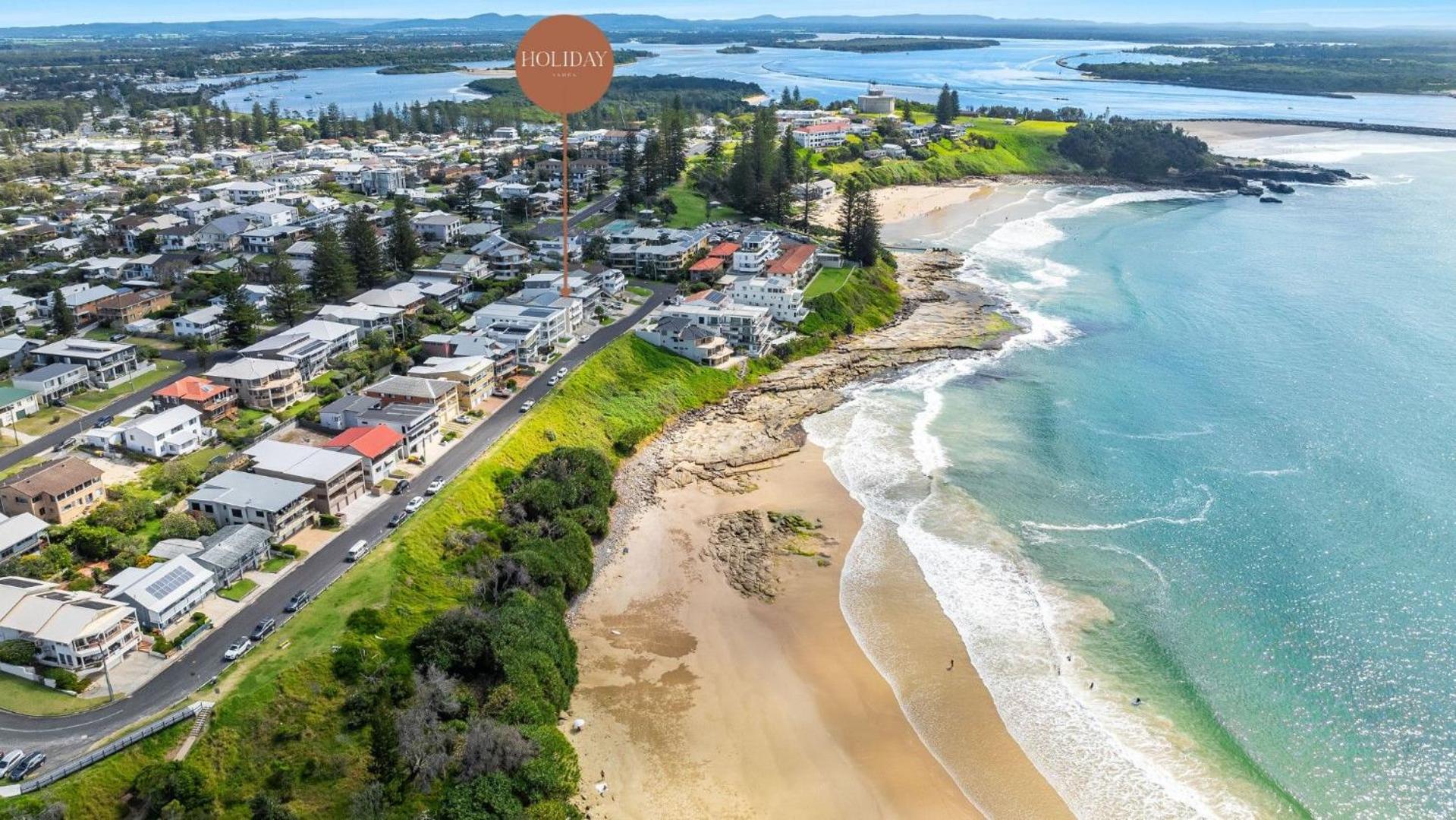 Boorolong 4 - The Most Affordable Views in Yamba - Holiday Yamba
