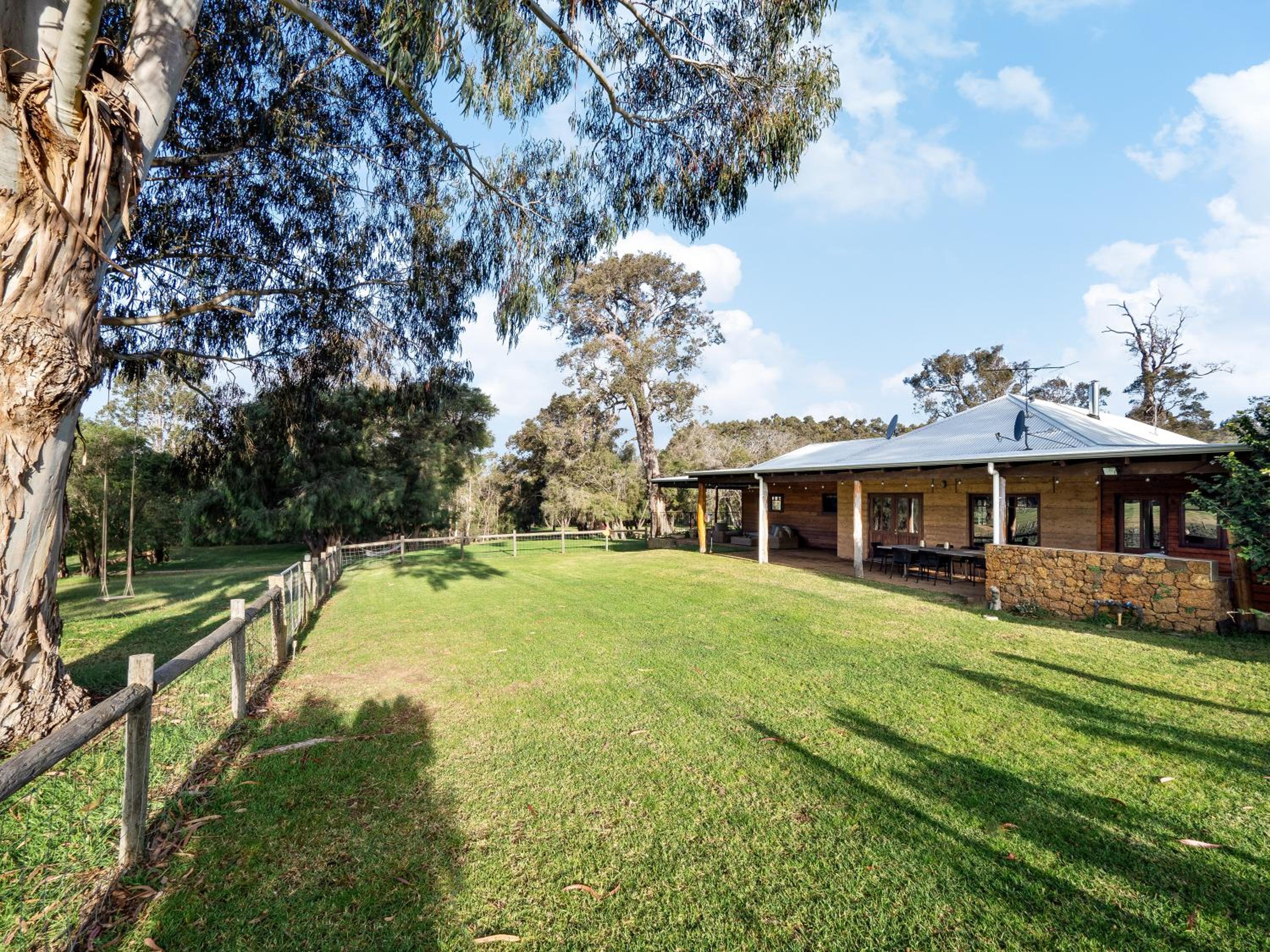 Island Brook Estate Vineyard and Chalets