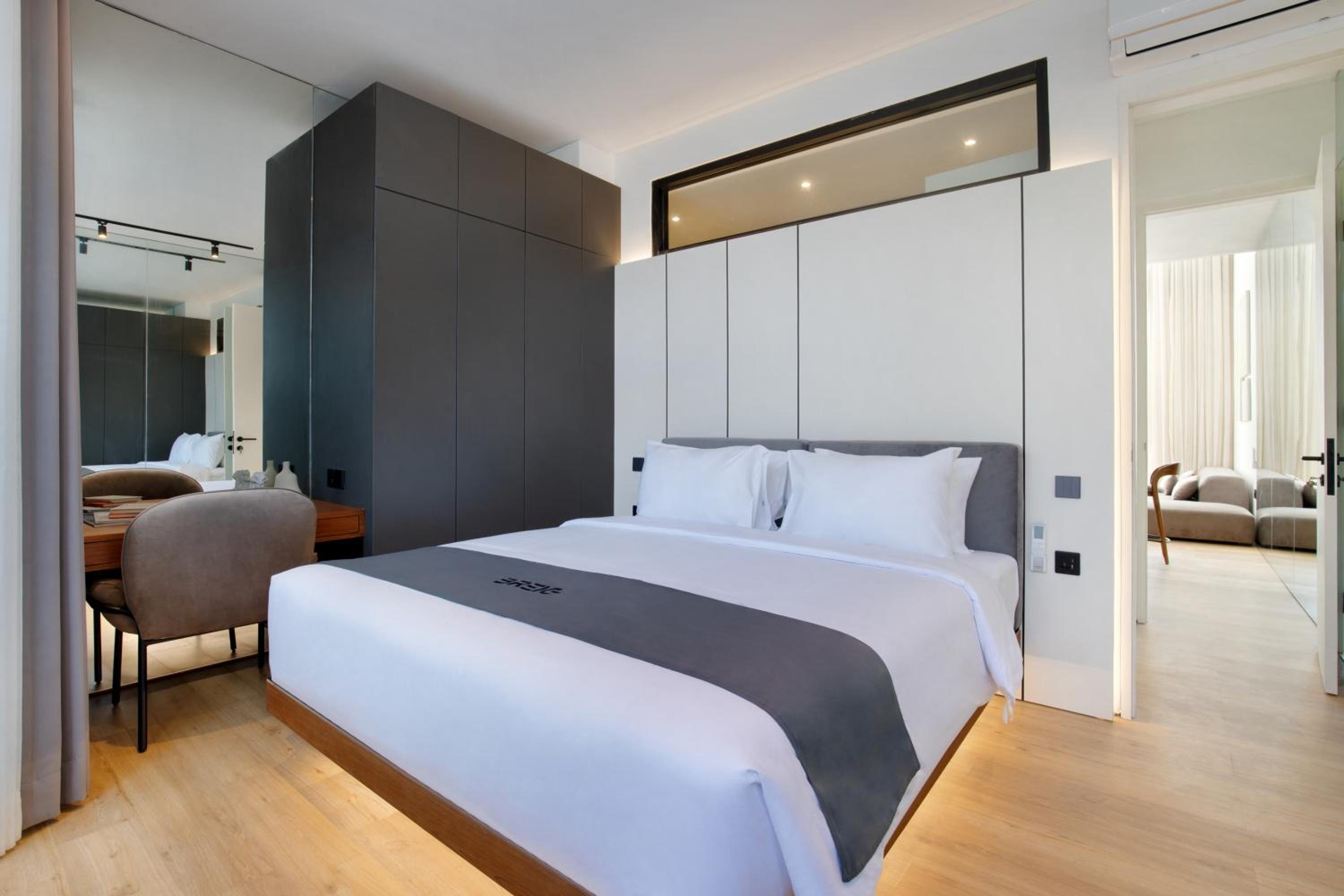 The Oasis II Townhouses by BREIG