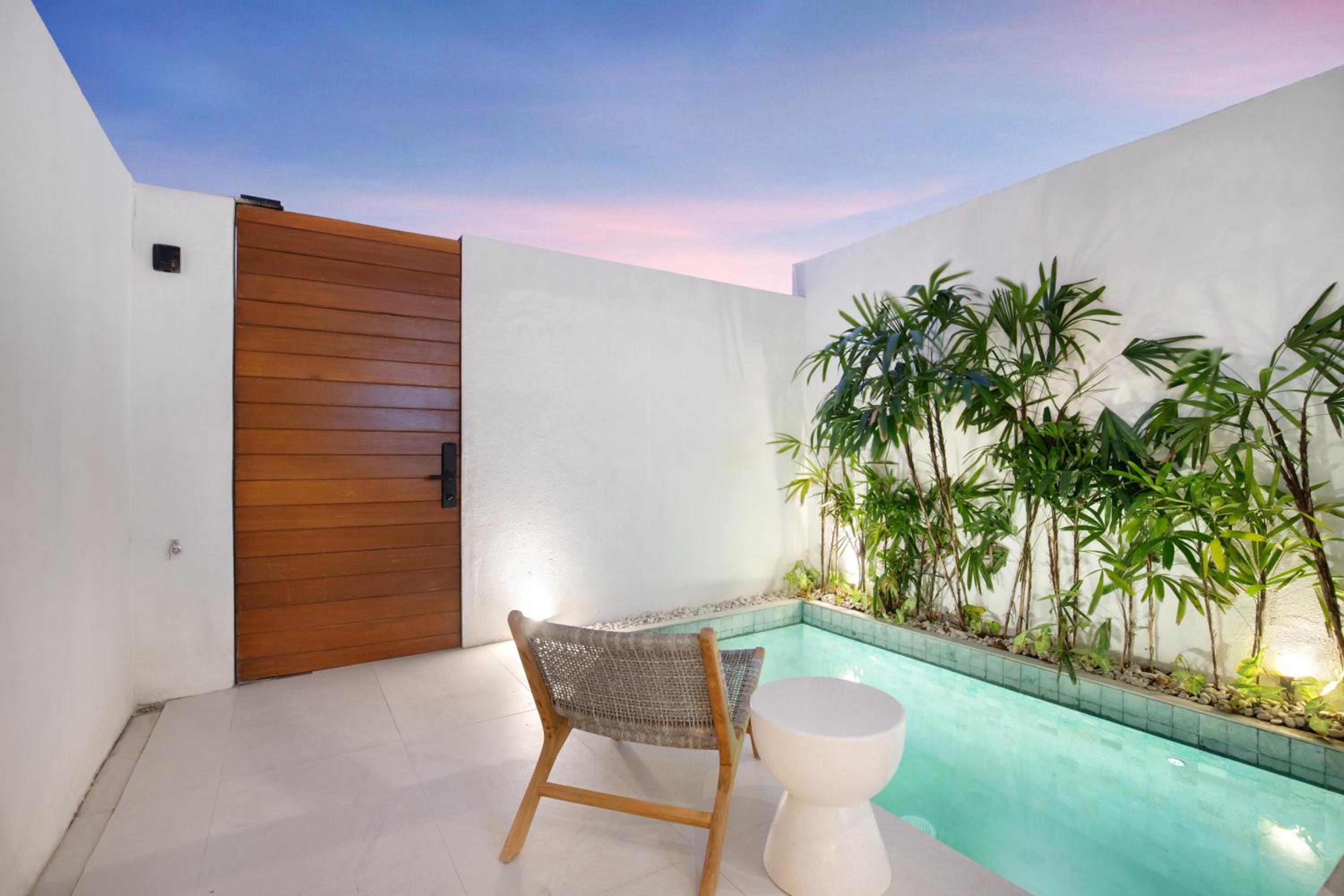 The Oasis II Townhouses by BREIG