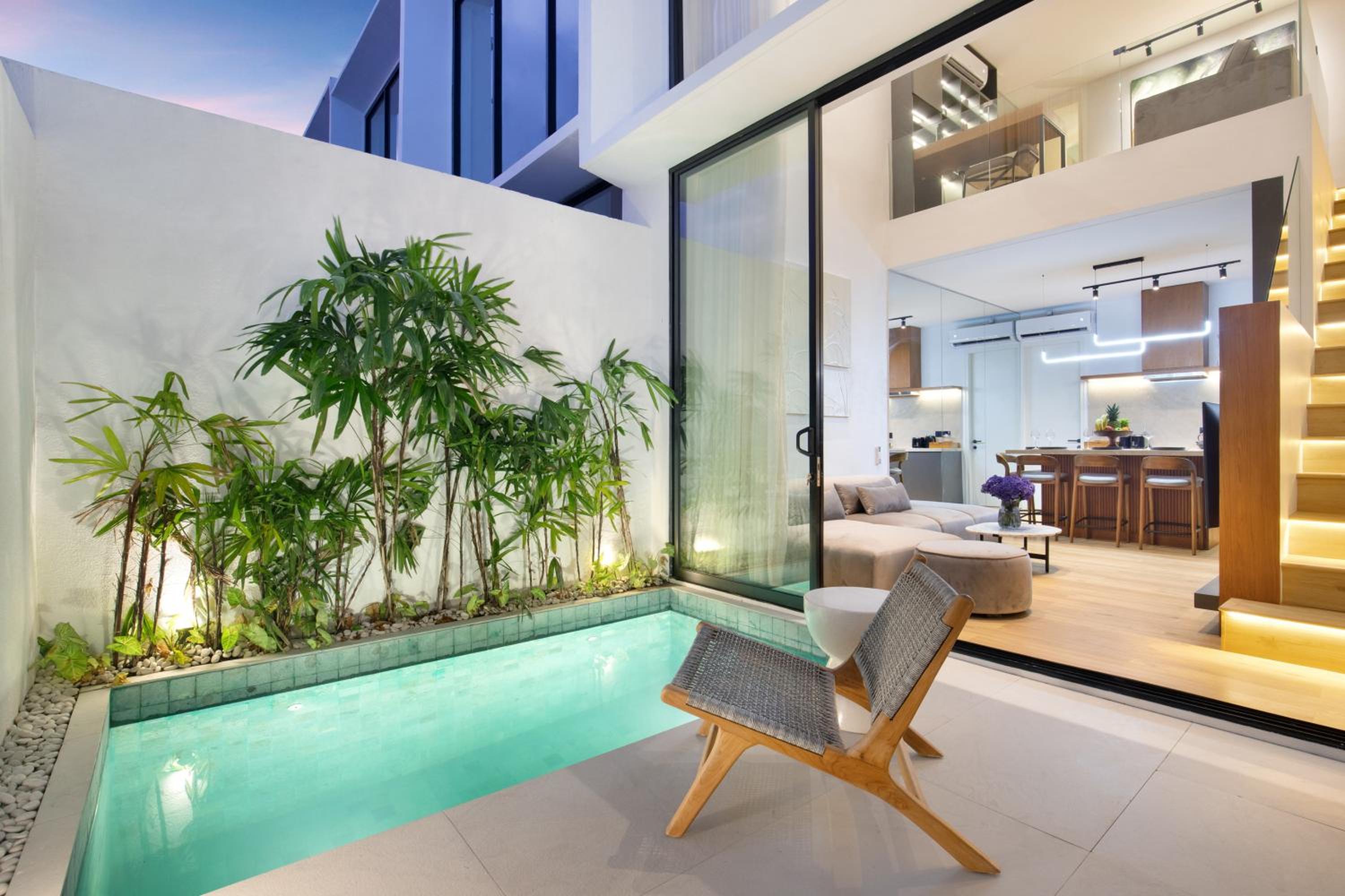 The Oasis II Townhouses by BREIG