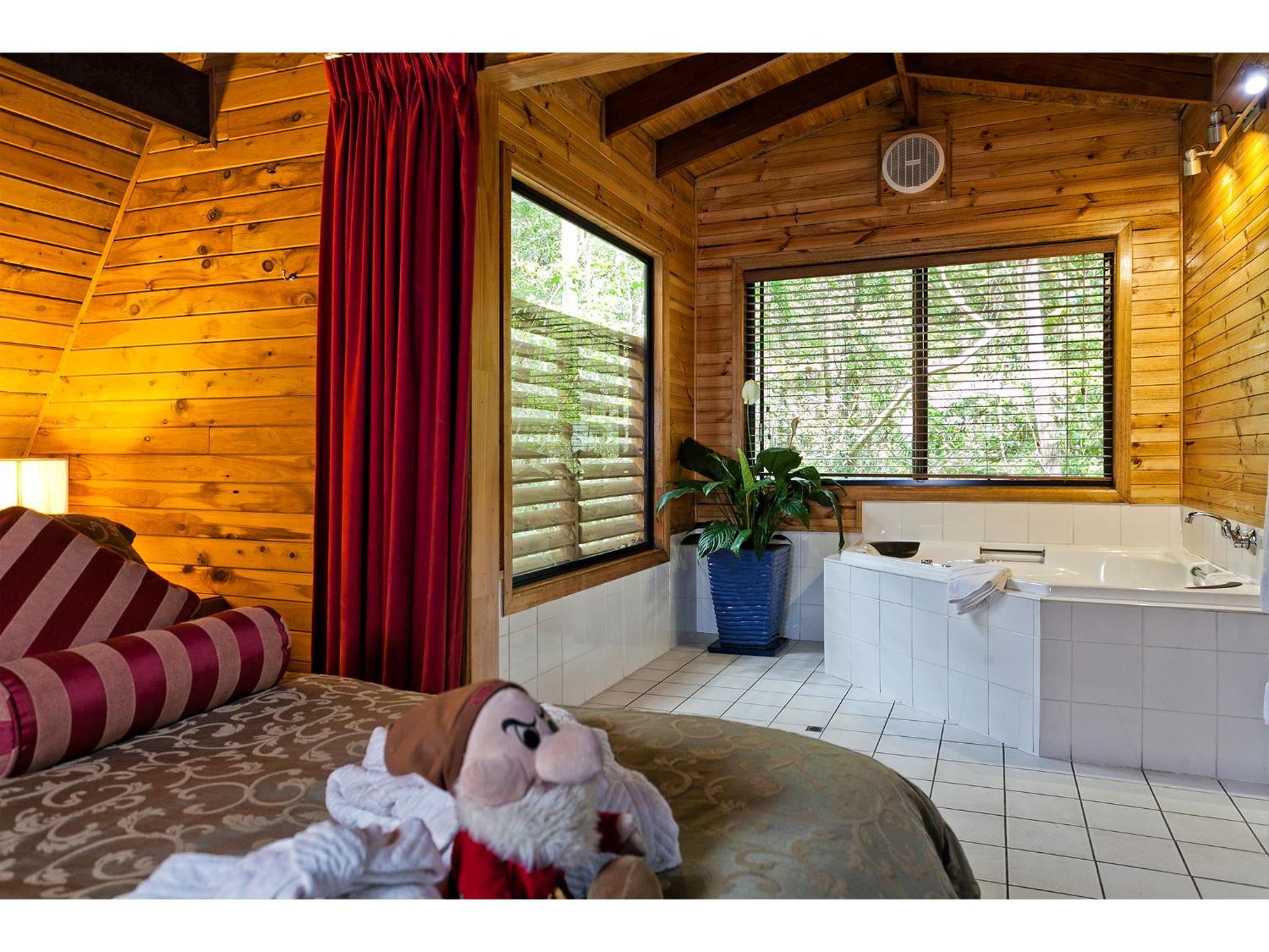 The Mouses House Rainforest Retreat