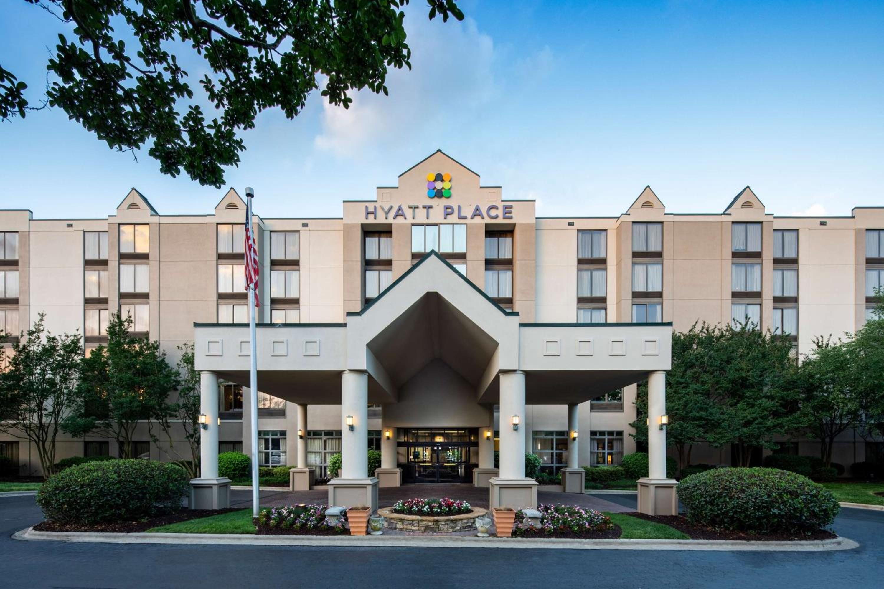 Hotel Hyatt Place Charlotte Arrowood - Image 1