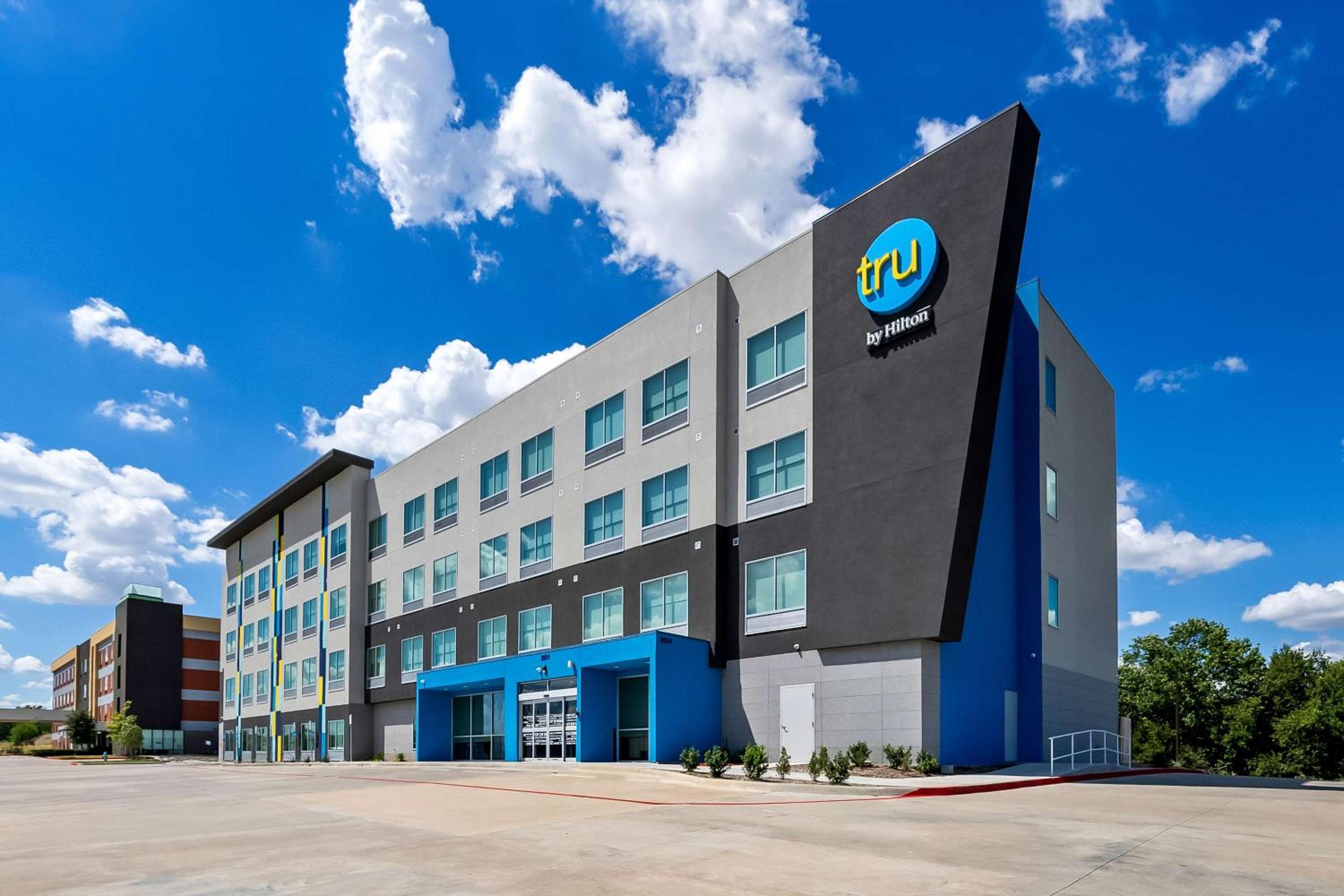 Hotel Tru by Hilton Plano Hwy 75