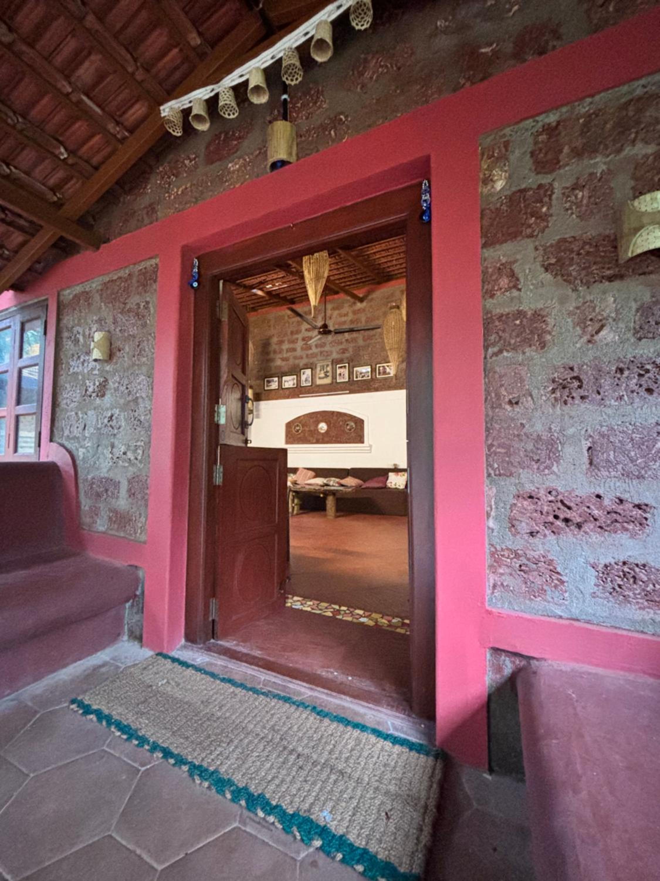 Surangi Homestays
