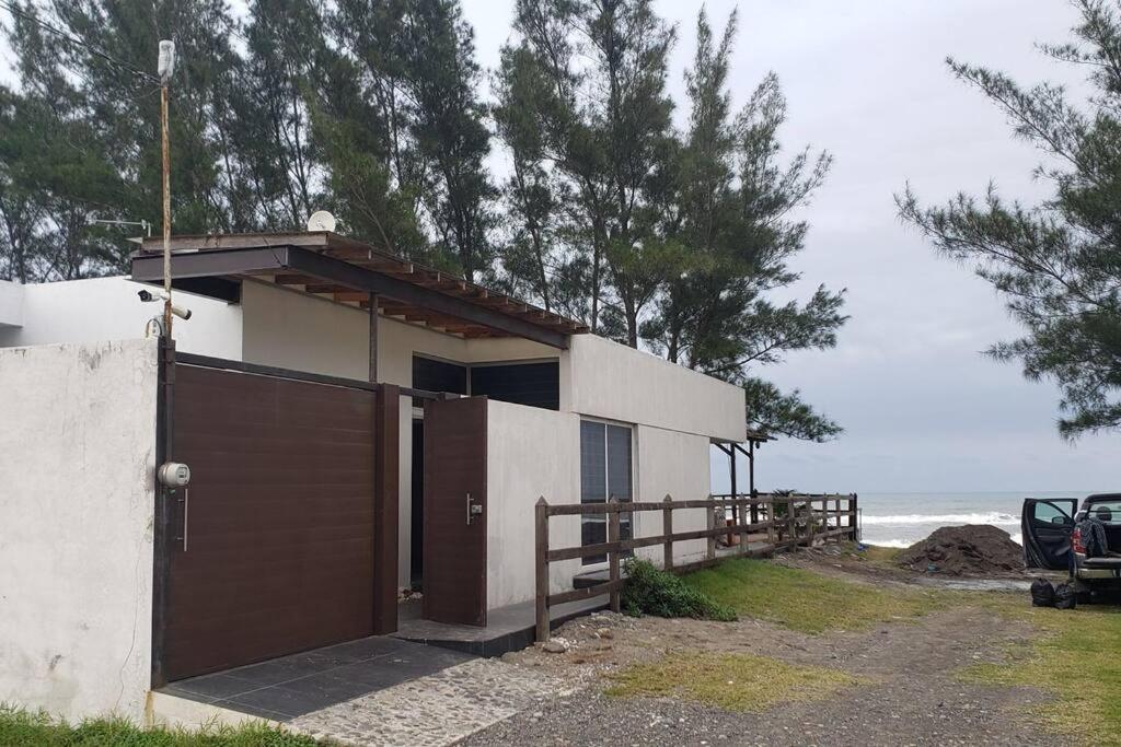 Casa Playa Tortugas