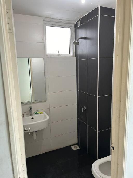 Twin Danga at Perling Entire Unit with 2 bedrooms