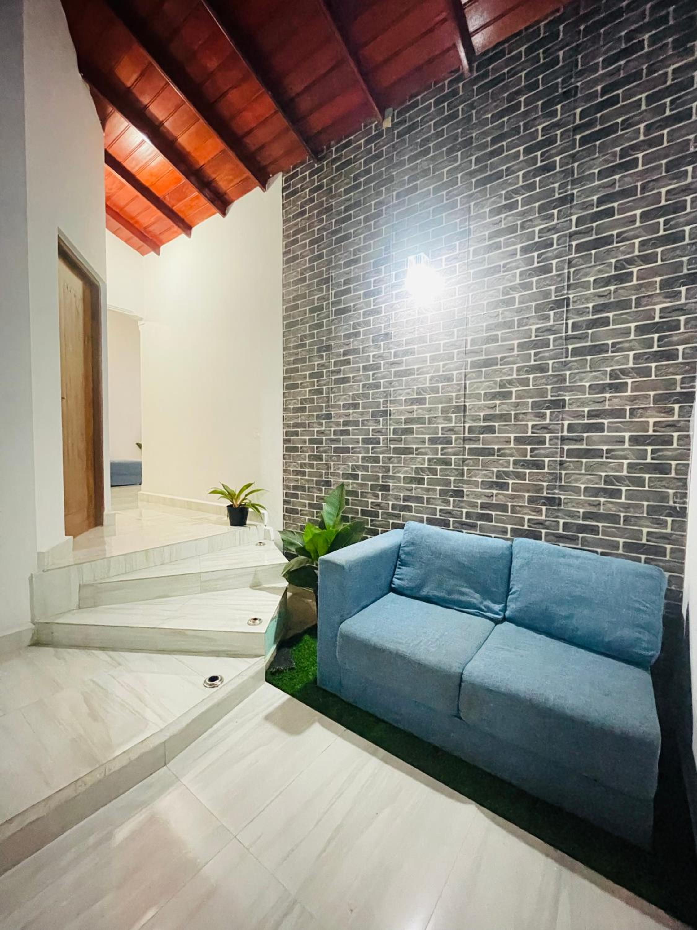 Nuvi Residence