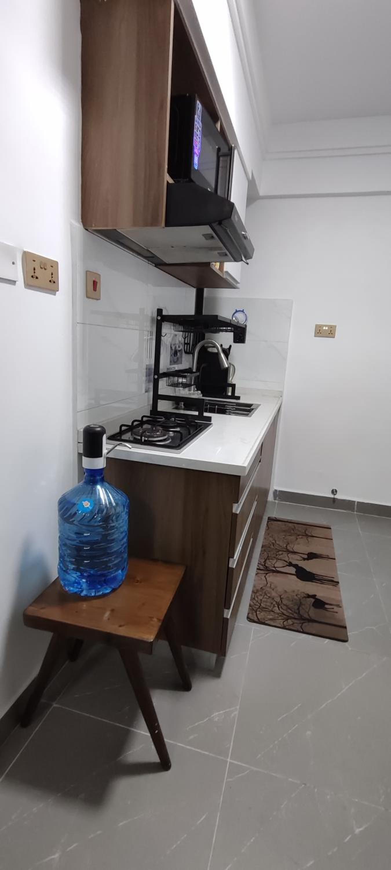 Royal Tranquil one bedroom in kilimani view 3