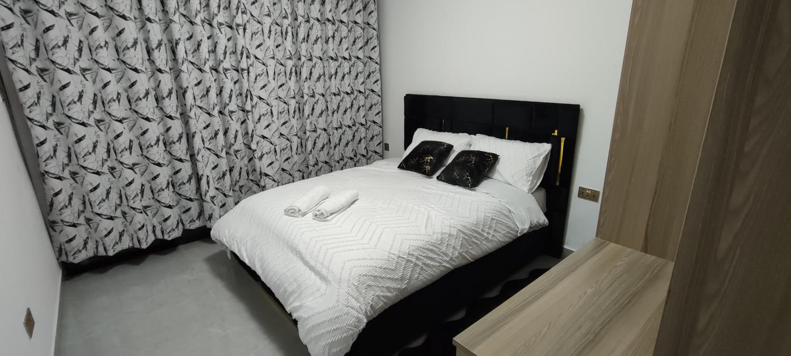Royal Tranquil one bedroom in kilimani view 5