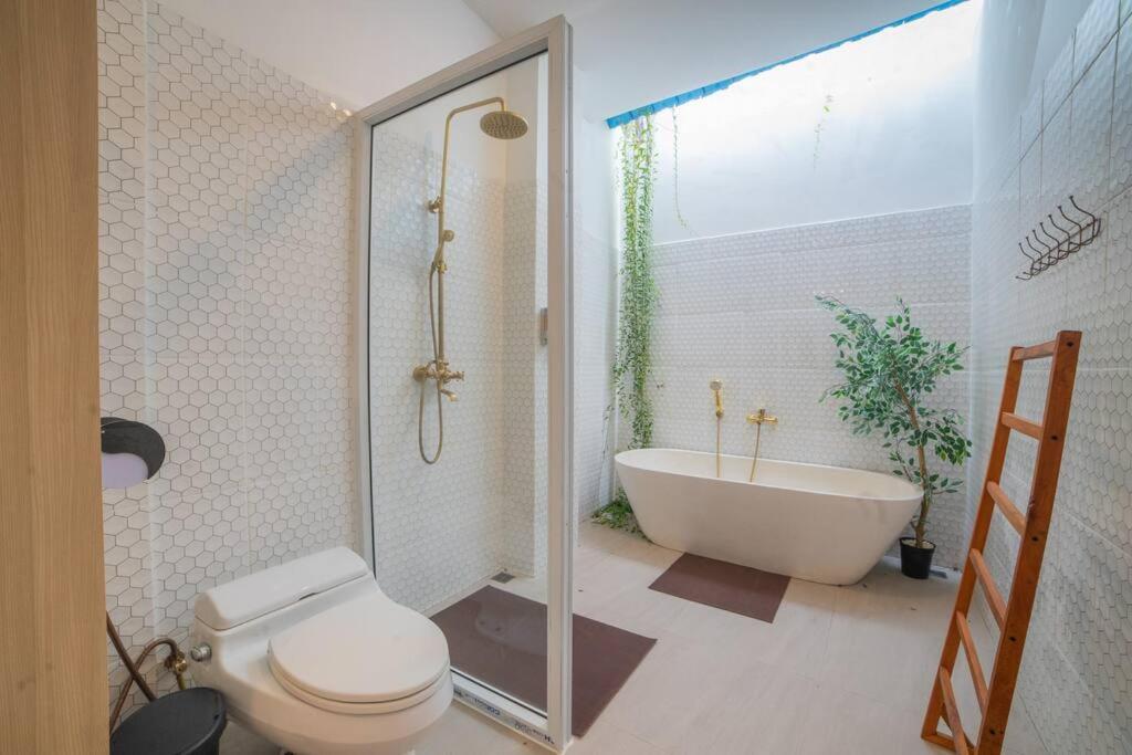 Lalang Eight - Peaceful 3BR Pool Balangan Villa view 5
